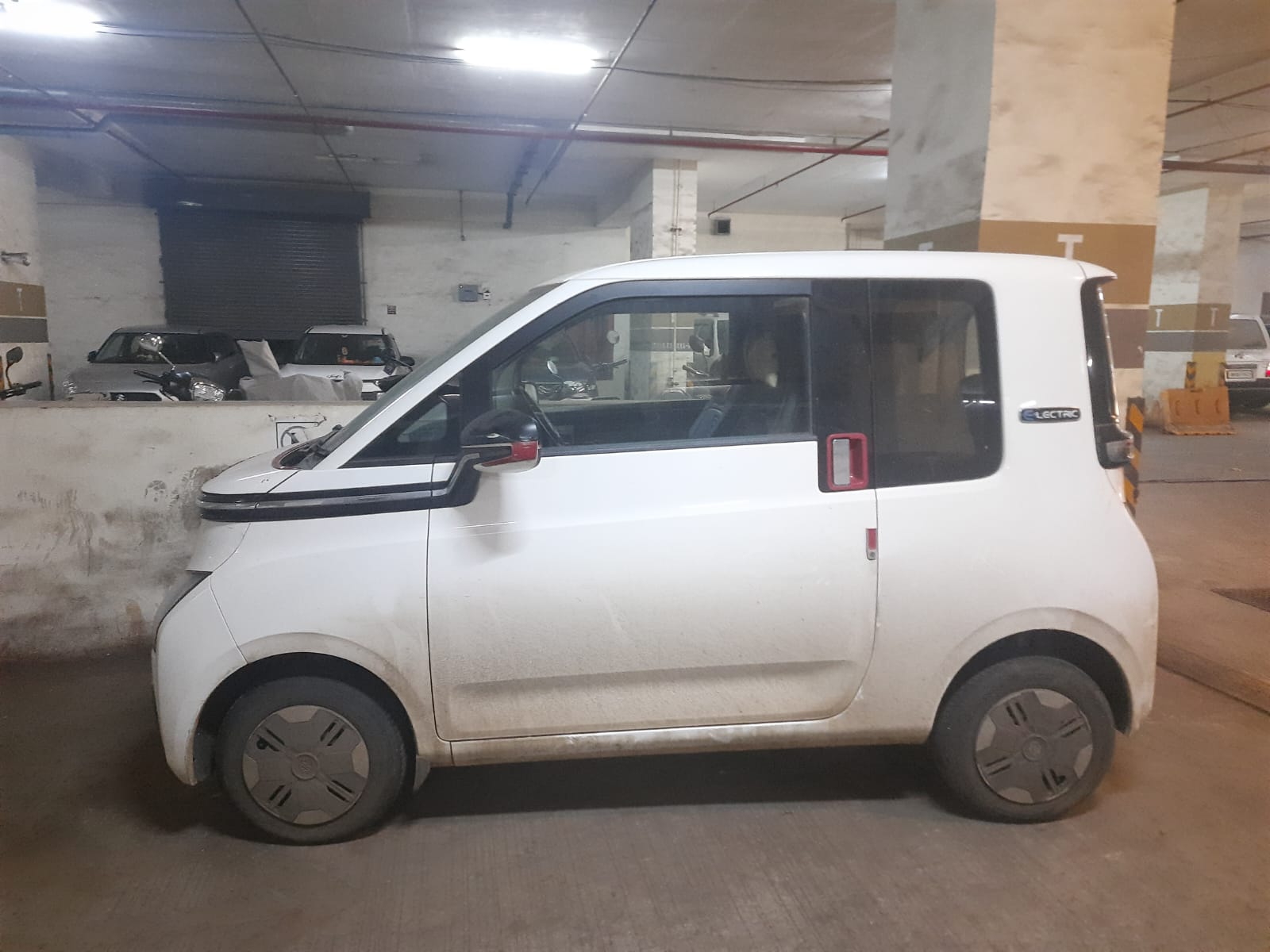2025 MG Comet EV Executive Hatchback 200 km 1 year for sale in BMC Pay & Park, Shreeniwas Cotton Mill Compound, Shankar Rao Naram Path, Next to City View Apartments, Lower Parel West, Mumbai-400013. Mumbai — photo 2