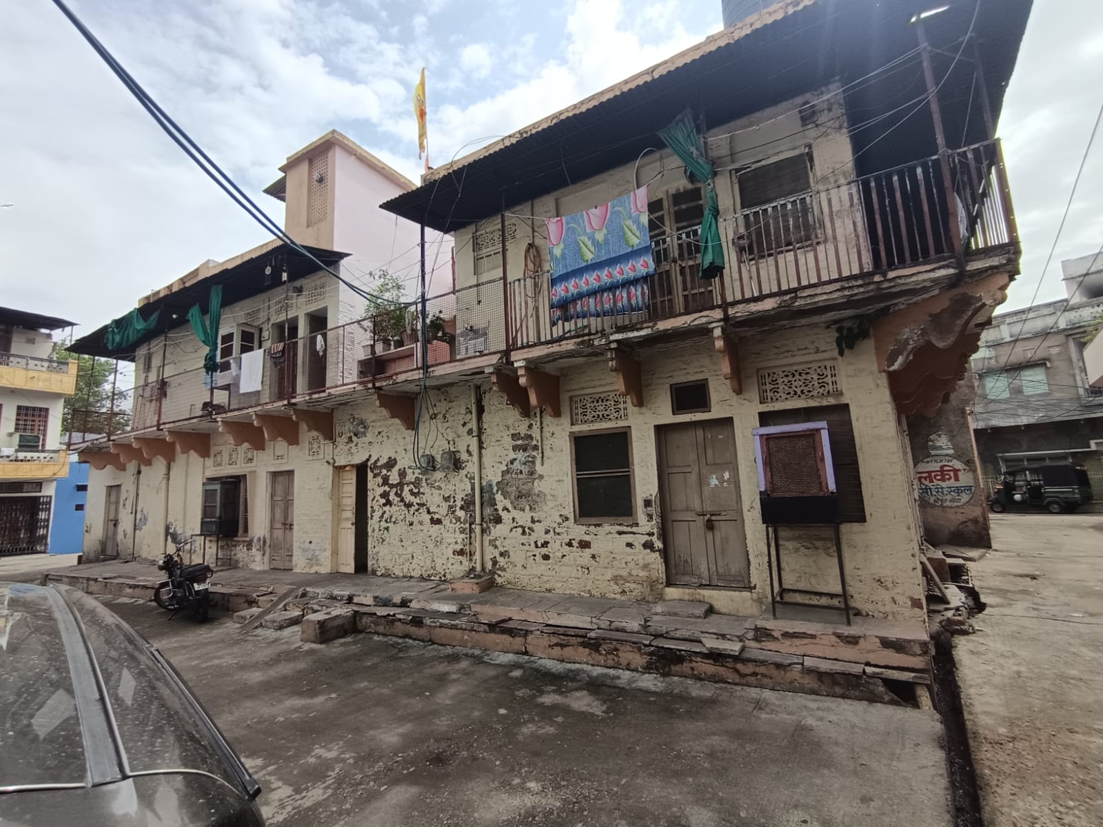 1080 square feet Individual House for sale in Ladpura Kota — photo 1