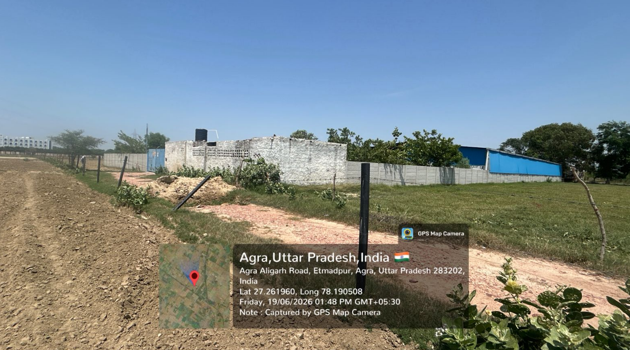 Non-Agriculture Land for sale in Etmadpur — photo 1