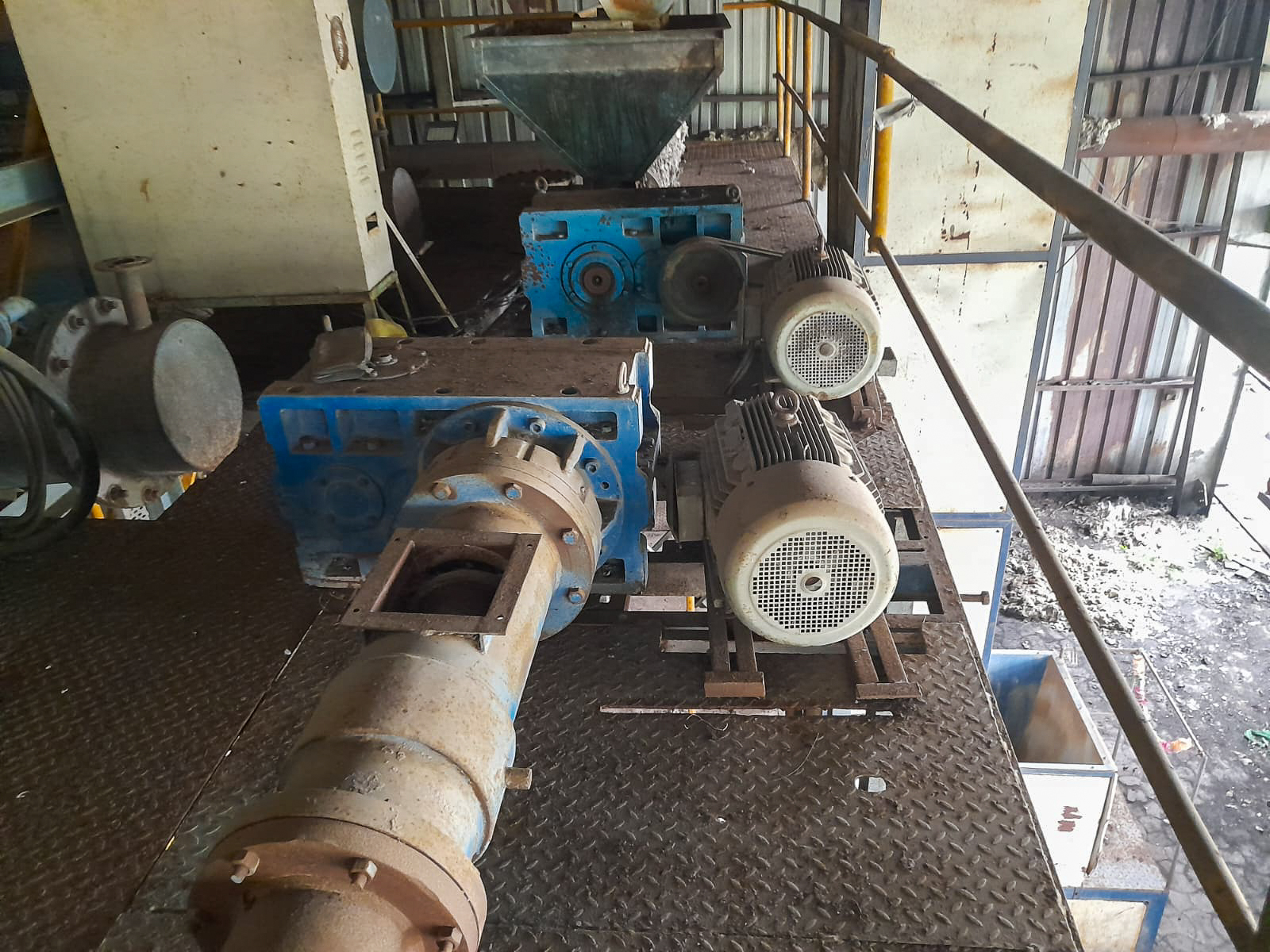 2800 square meter Industrial Plot with Factory Building for sale in Supa MIDC — photo 1