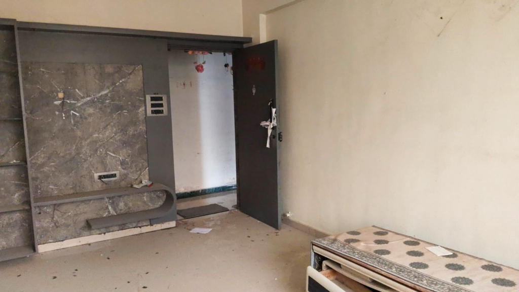 Flat for sale in Ulhasnagar
