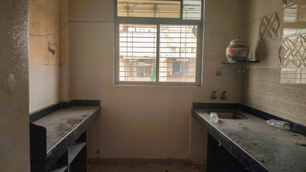 Flat for sale in Ulhasnagar — photo 7