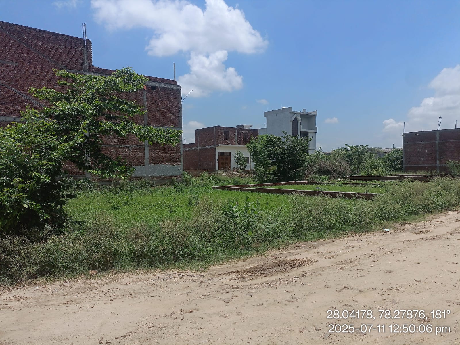 125.4 square meter Plot for sale in Atrauli