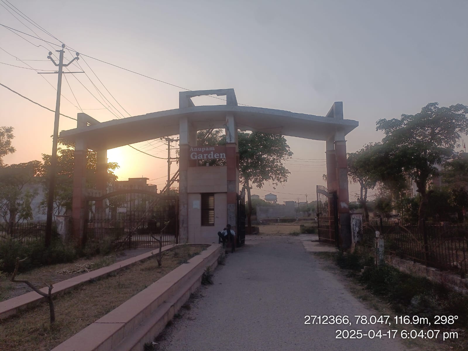 Flat for sale in Agra — photo 2