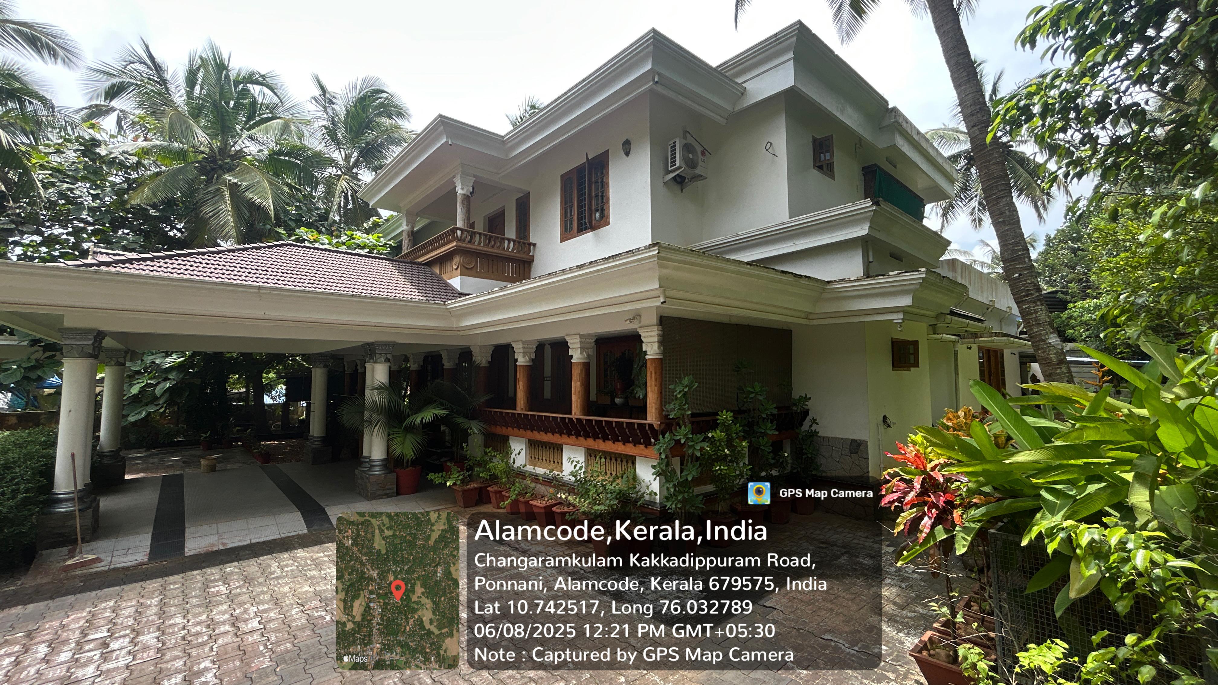 Villa for sale in Re sy no 2/1-5,Alamcode village,Ponnani Taluk,Malappuram District. Kattipparuthi