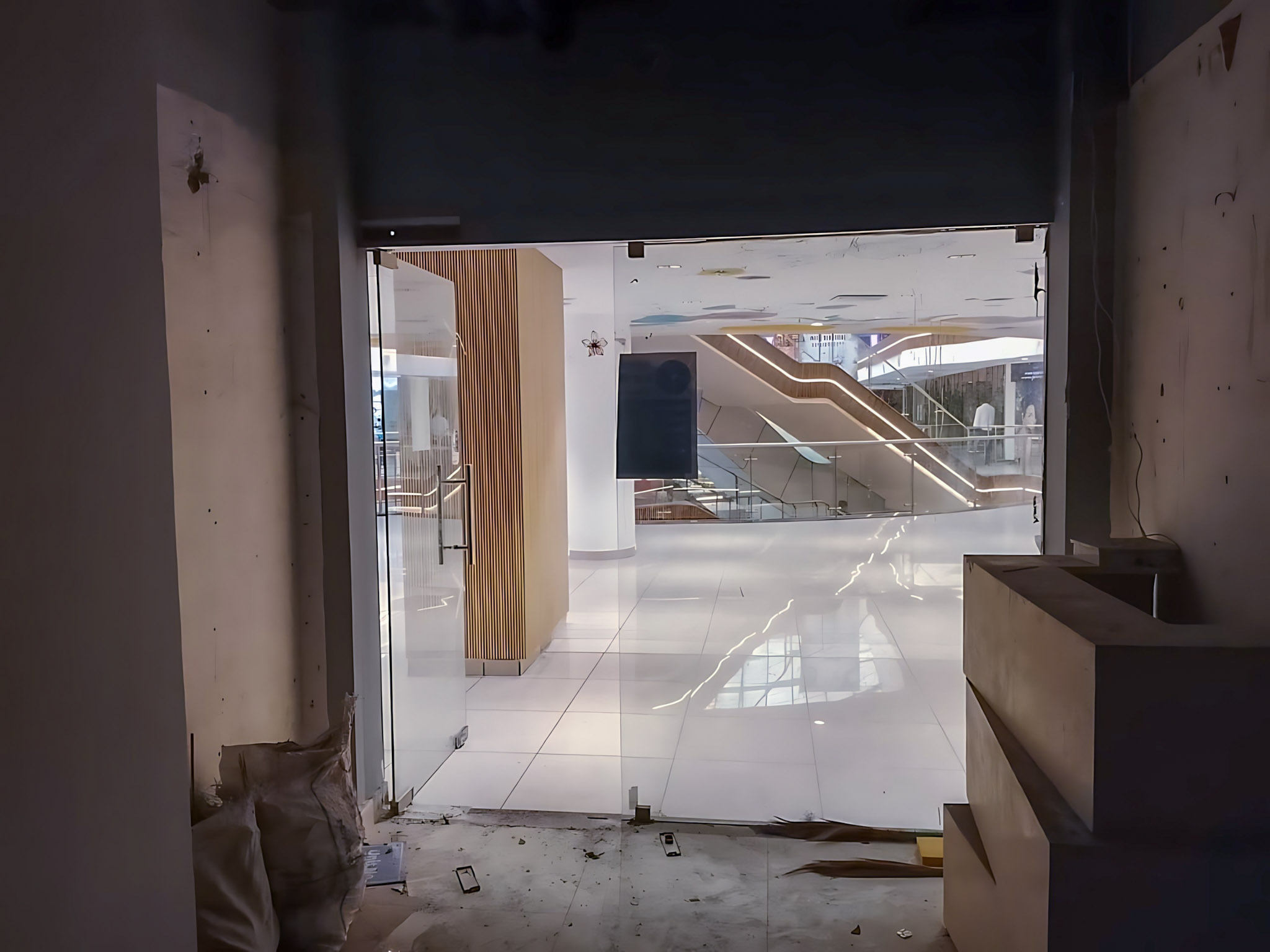 390 square feet Shops for sale in Commercial Dispur — photo 20