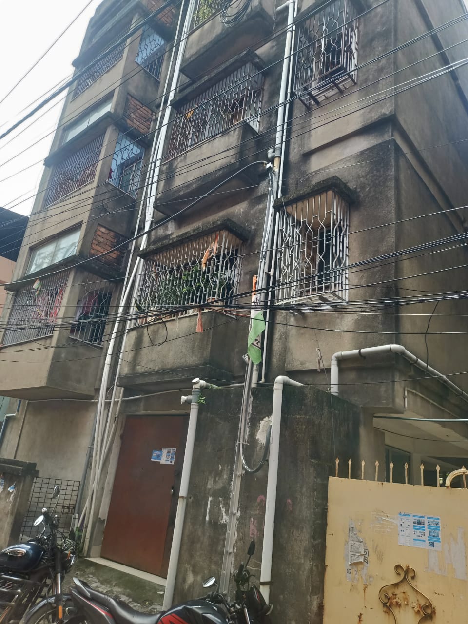 2 BHK Flat for sale in Bishalxmi Tala Road Kolkata