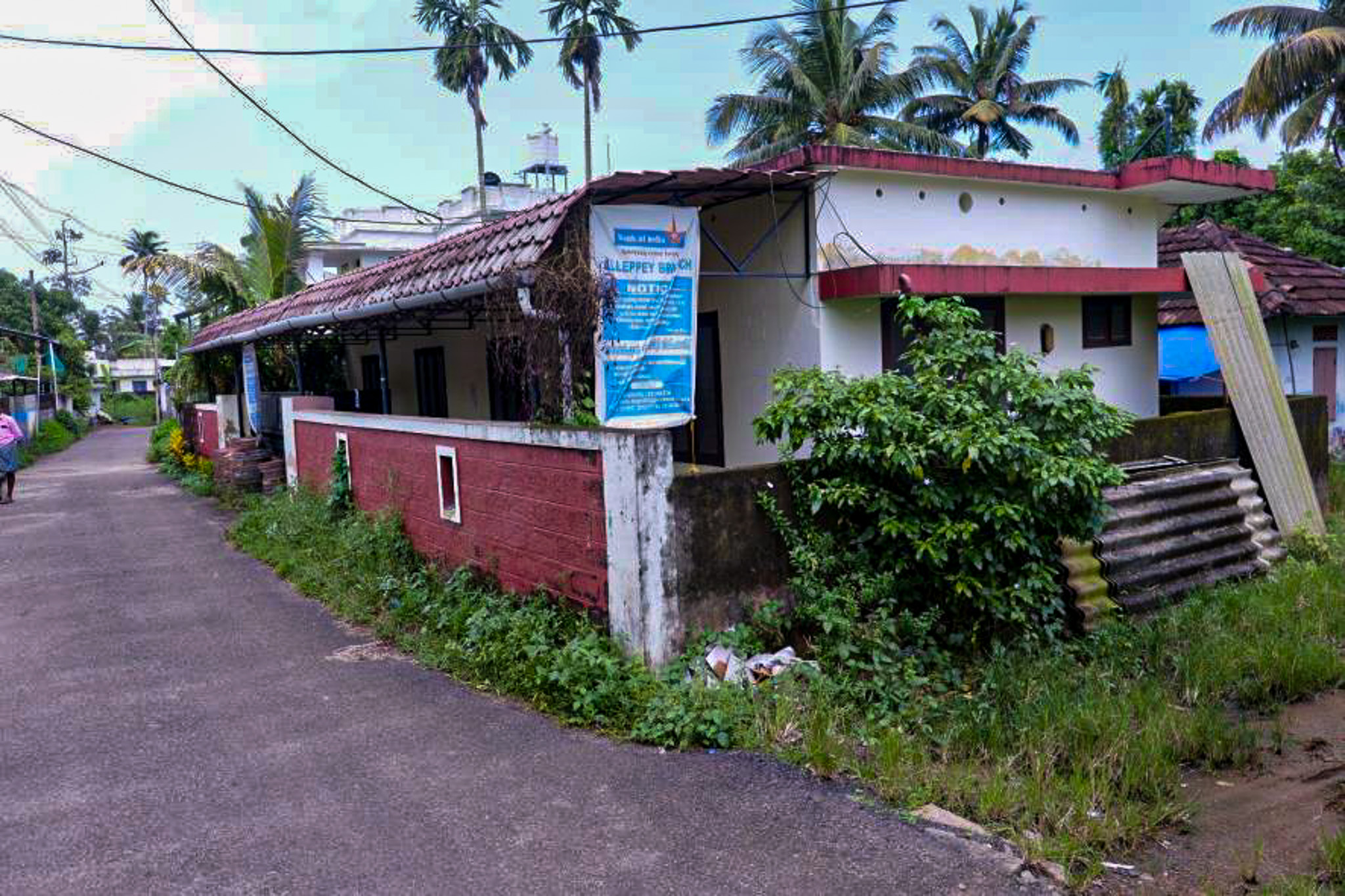78.65 square meter Individual House for sale in Pazhaveedu village Alappuzha