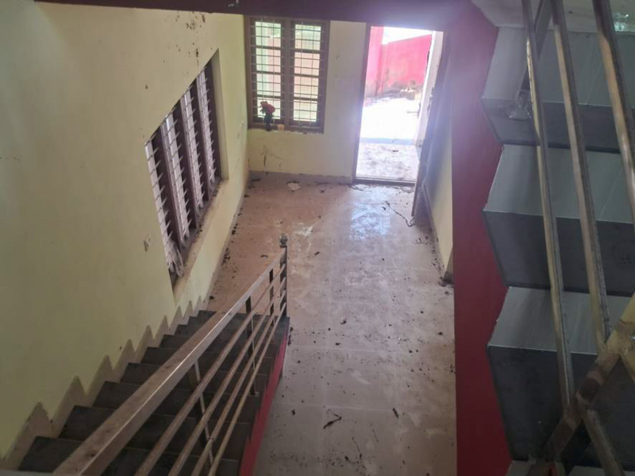 946 square feet Individual House for sale in powdikonam Iroopara — photo 5