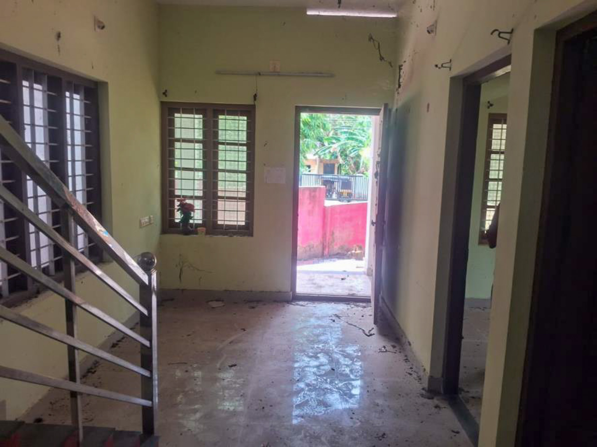 946 square feet Individual House for sale in powdikonam Iroopara — photo 12