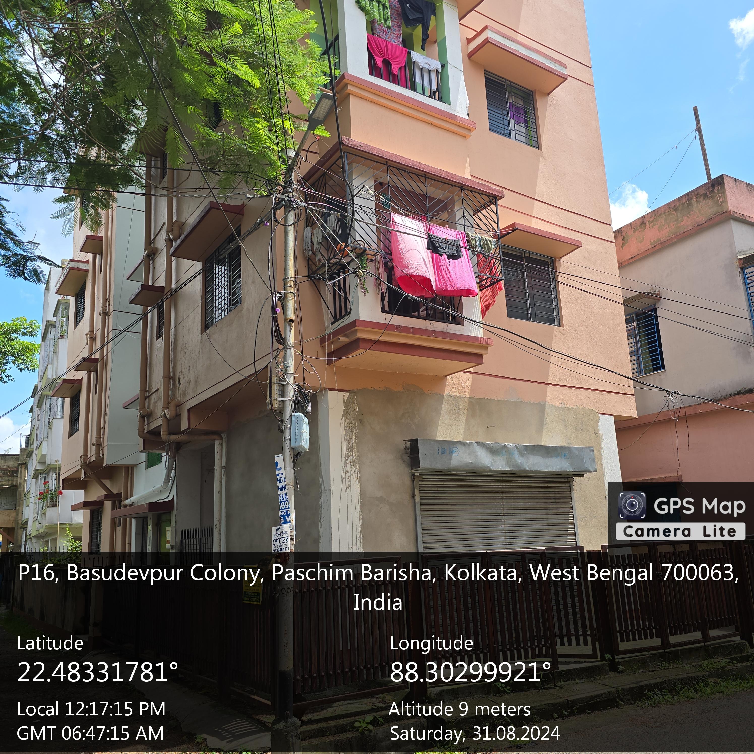 2 BHK Flat for sale in Brojomoni Debya Road Kolkata — photo 2