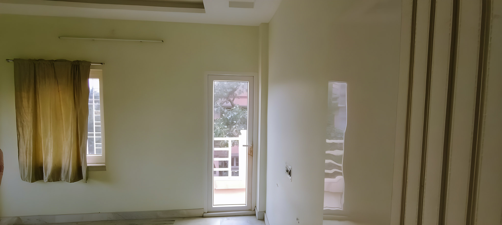 1000 square feet Flat for sale in Kolkata — photo 4