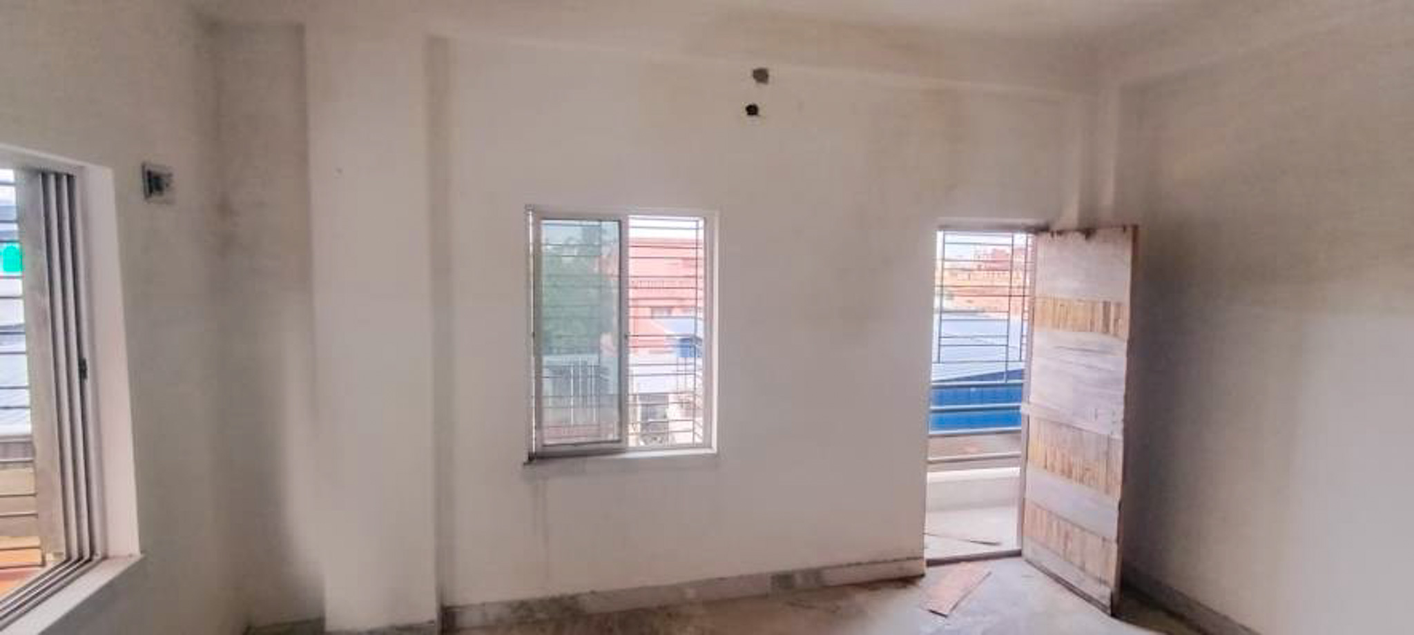 1000 square feet Flat for sale in Kolkata