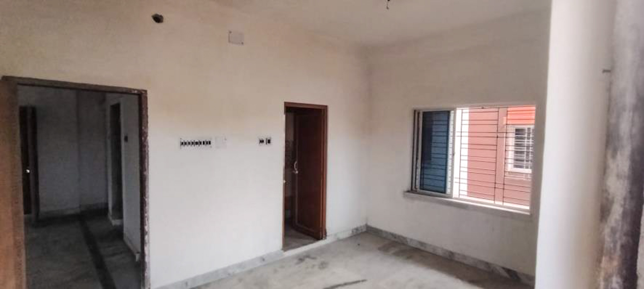 1000 square feet Flat for sale in Kolkata — photo 2