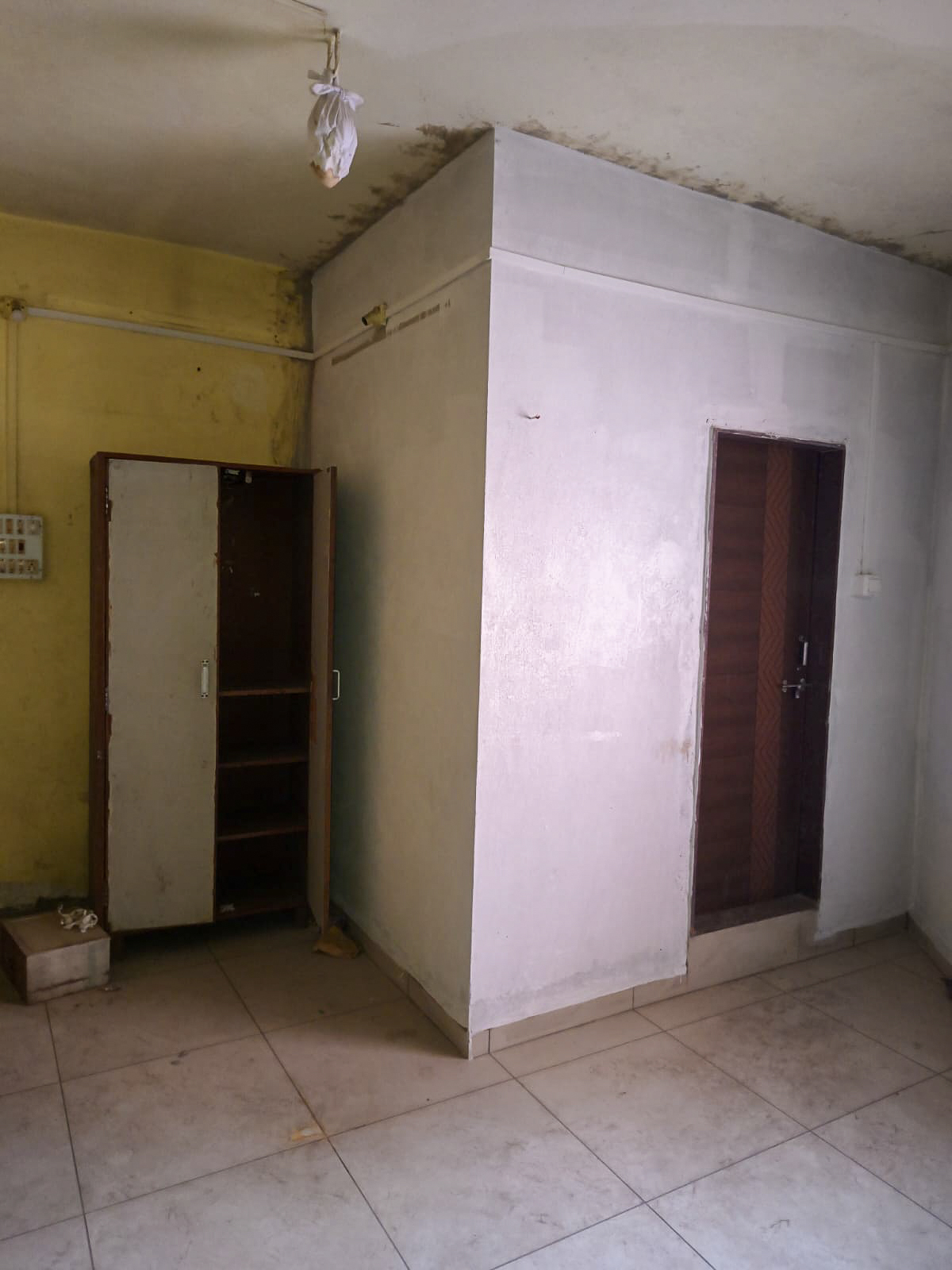 20 square meter Flat for sale in VASUNDHRA APARTMENT, RAJARAMPURI KOLHAPUR Kolhapur — photo 15