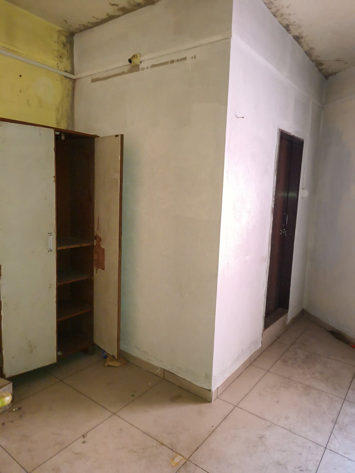20 square meter Flat for sale in VASUNDHRA APARTMENT, RAJARAMPURI KOLHAPUR Kolhapur — photo 6