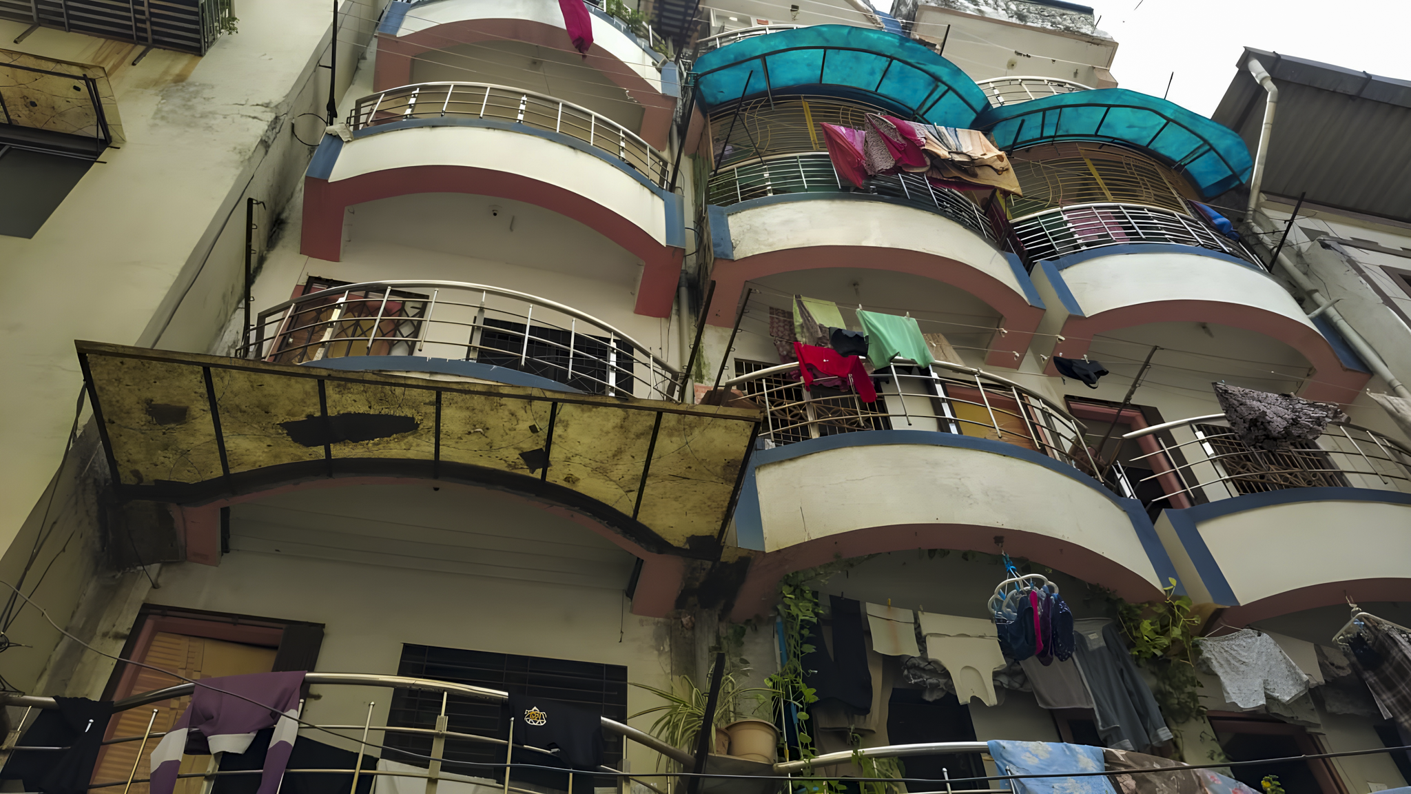 Flat for sale in Surat — photo 2