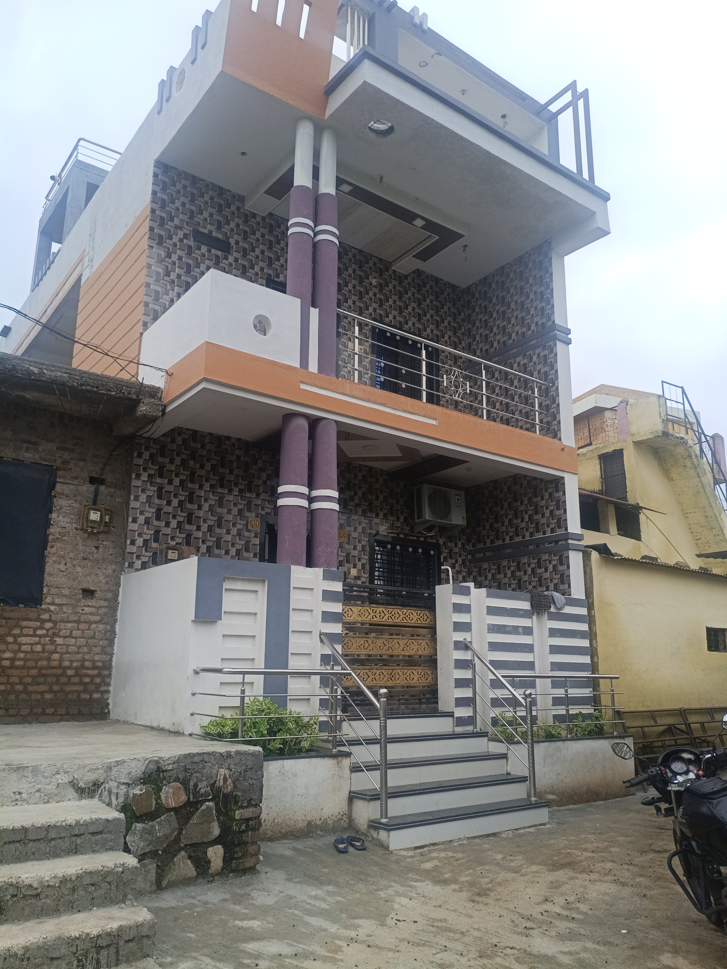 1287 square feet Individual House for sale in Khamgaon