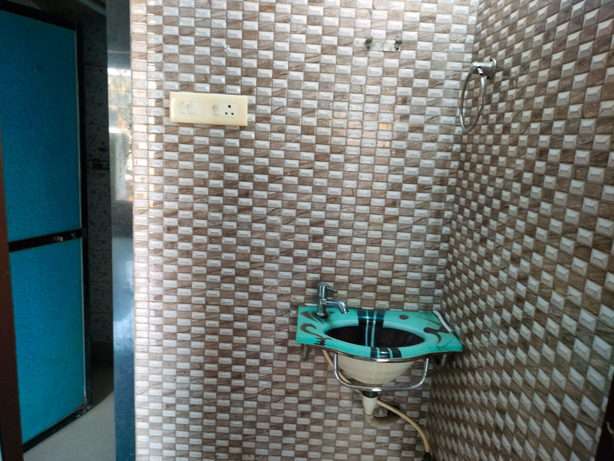 2 BHK Flat for sale in Eden Estate, Kamothe, Navi Mumbai Navi Mumbai — photo 19