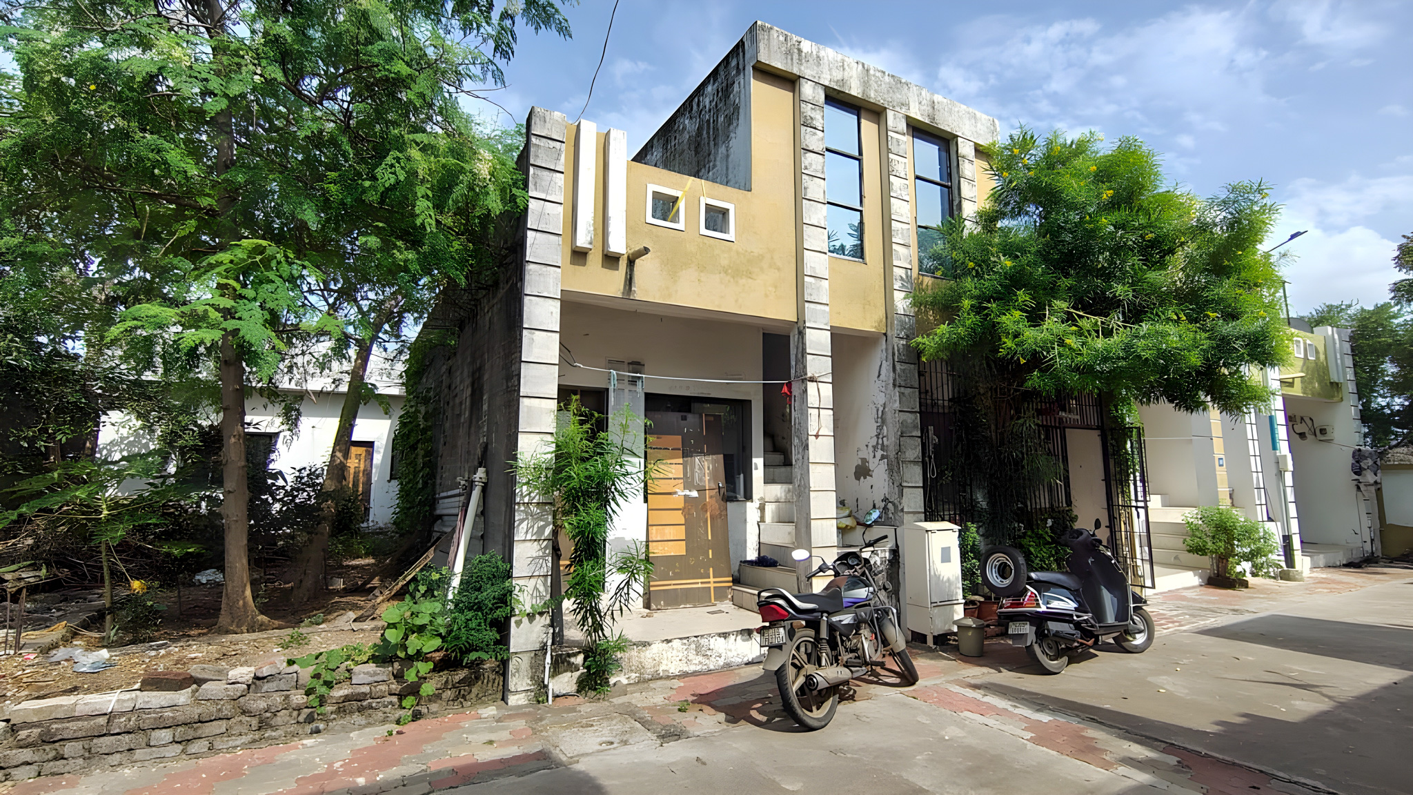 Individual House for sale in Amboli