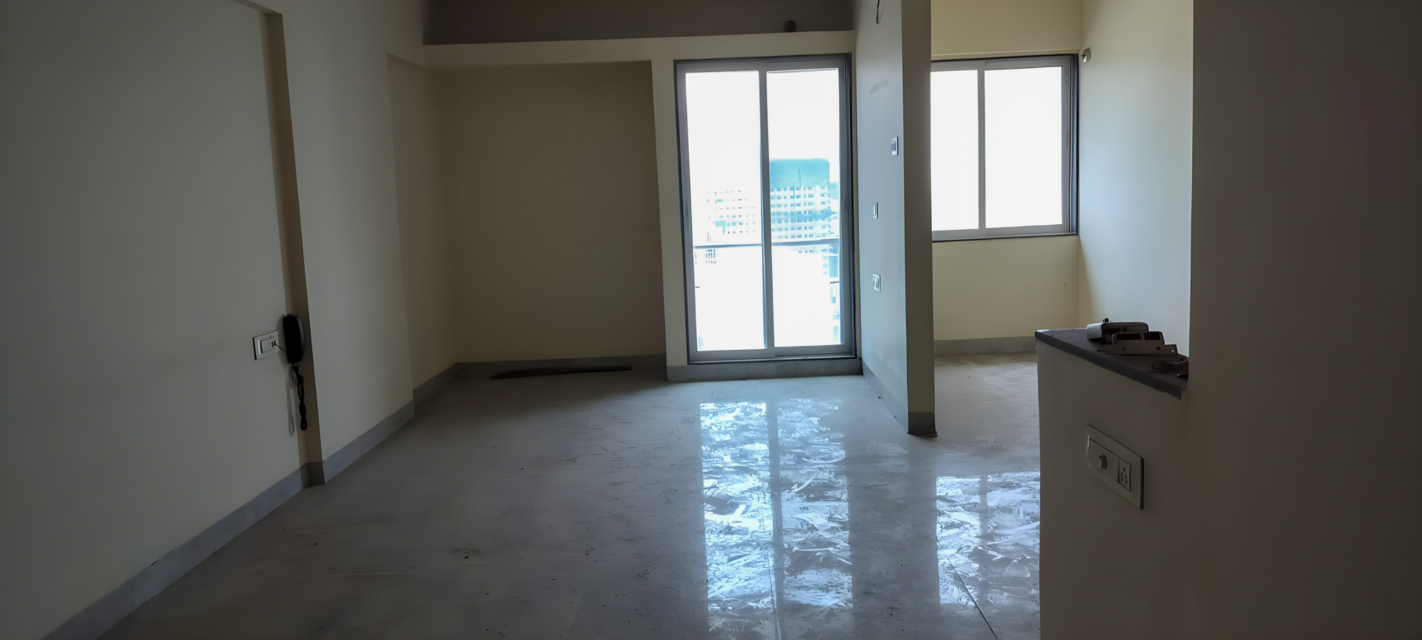 1 BHK Flat for sale in Platinum tower, D N NAGAR Mumbai — photo 4