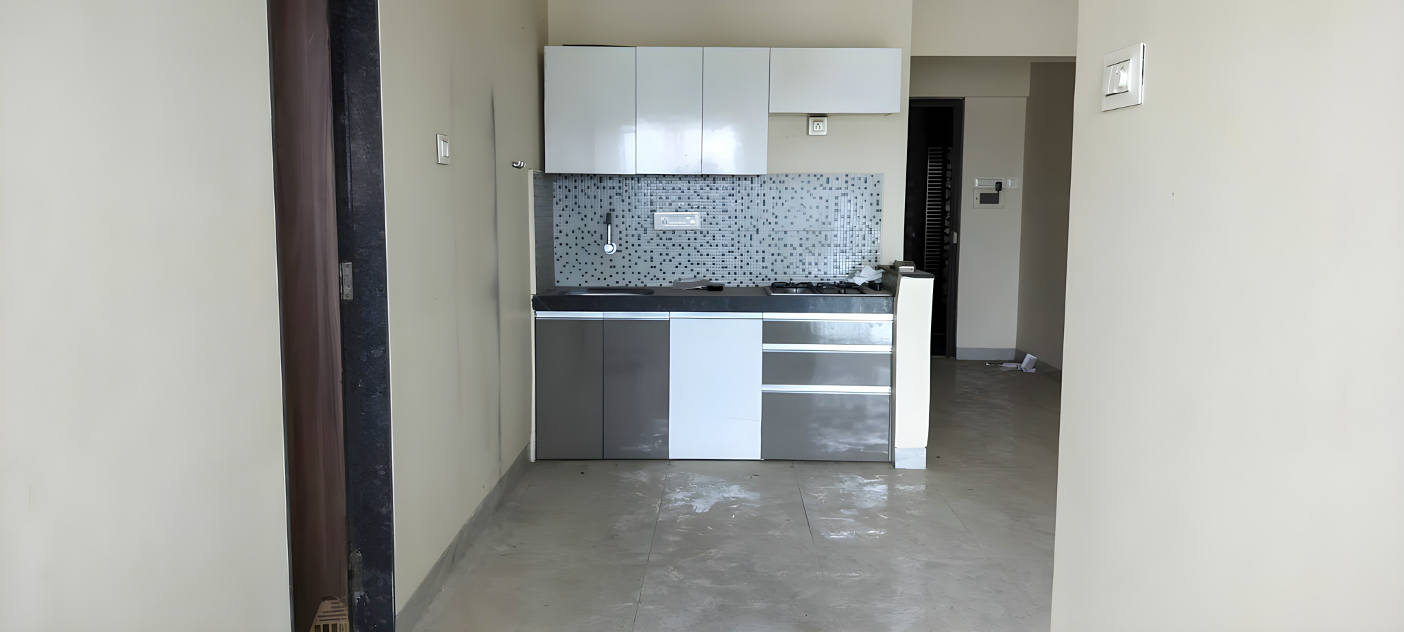 1 BHK Flat for sale in Platinum tower, D N NAGAR Mumbai — photo 10