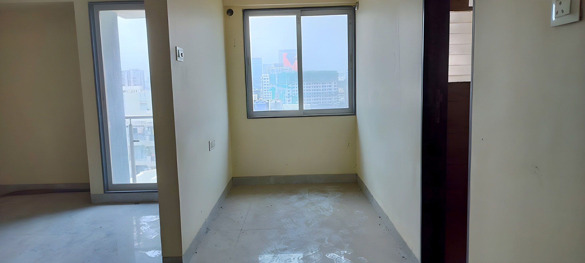 1 BHK Flat for sale in Platinum tower, D N NAGAR Mumbai — photo 11
