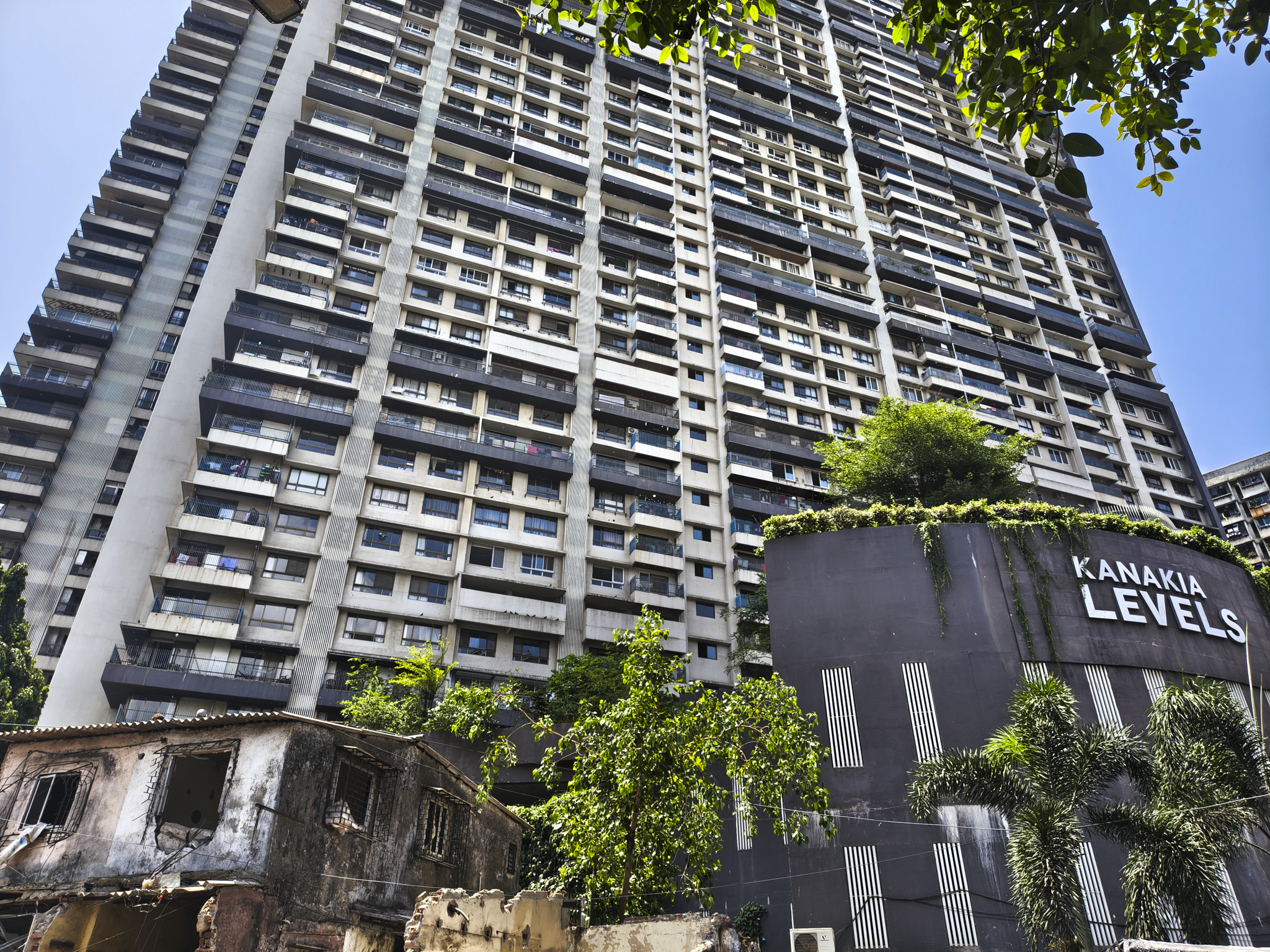 168.18 square meter Flat for sale in Kanakia Building known as LEVELS, Malad Mumbai — photo 3