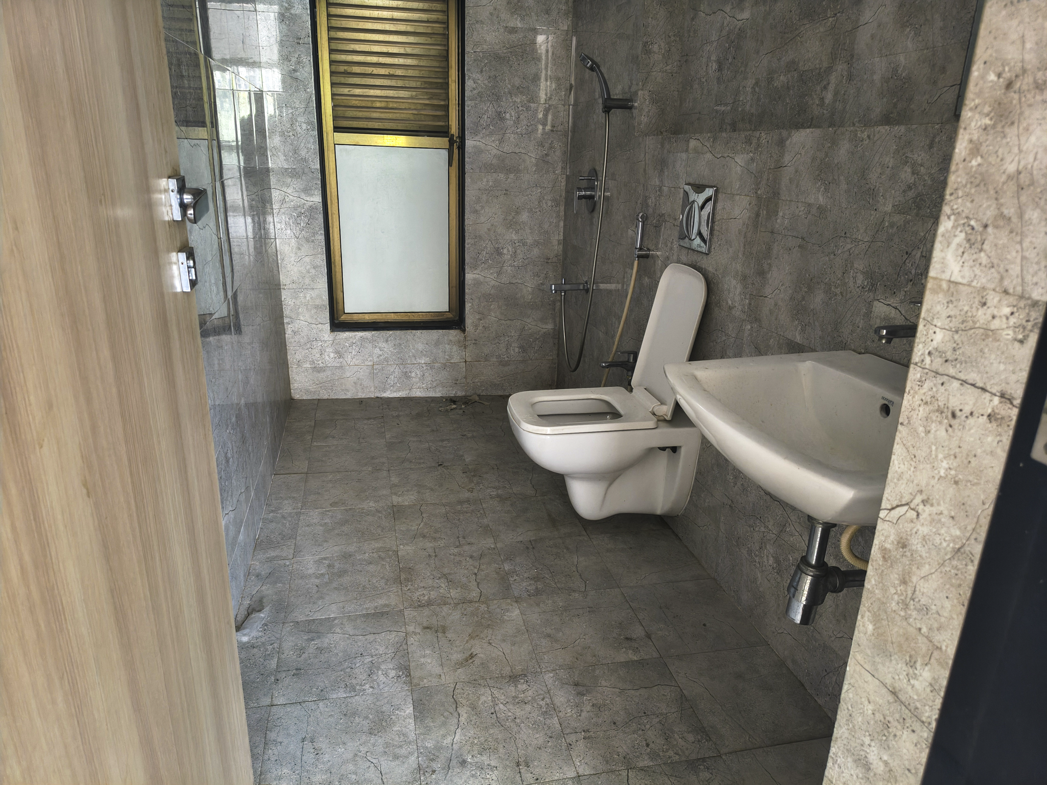 168.18 square meter Flat for sale in Kanakia Building known as LEVELS, Malad Mumbai — photo 13