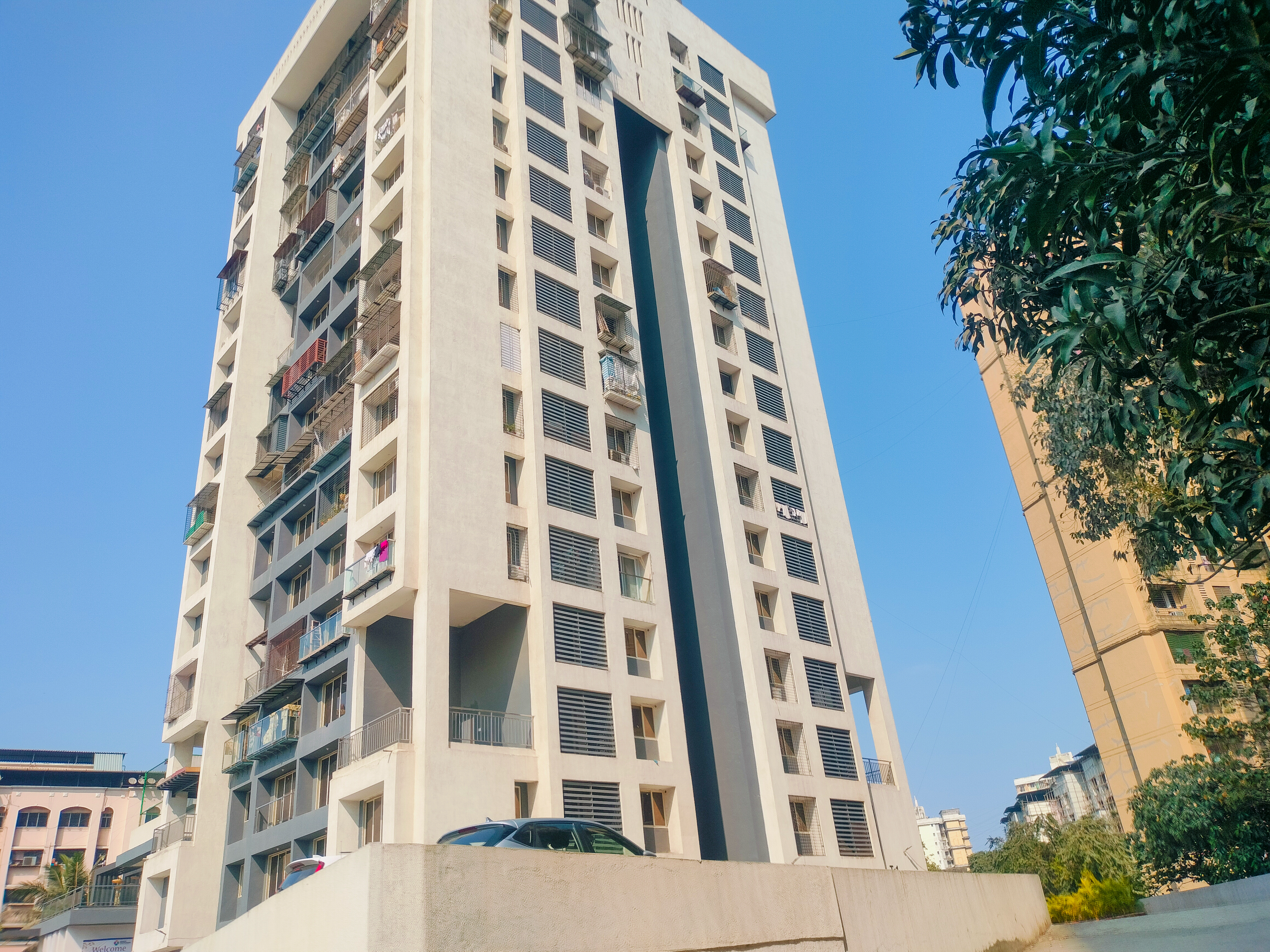 699 square feet Flat for sale in JANGID GALAXY, Thane Thane