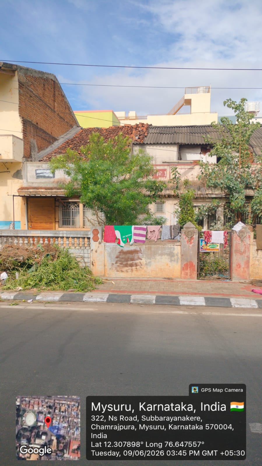 Individual House for sale in DEVRAJA MOHALLA MYSORE – 570004 Mysuru