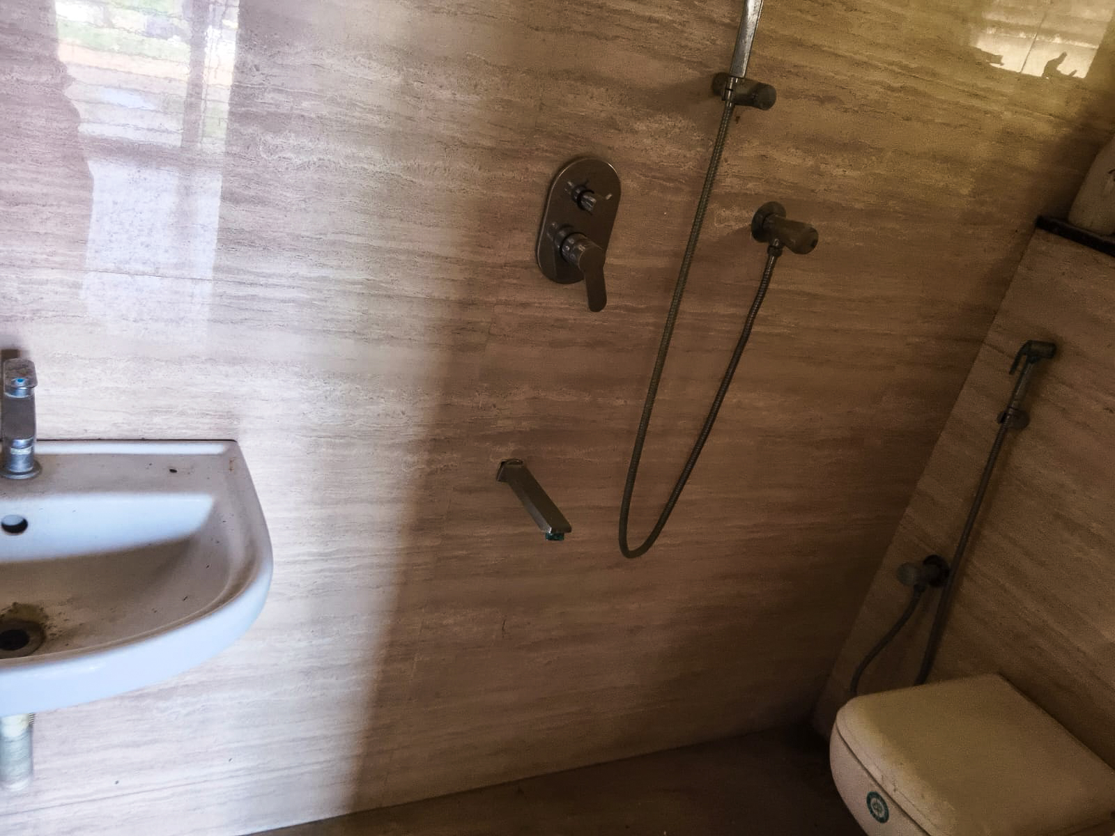 3 BHK Flat for sale in KARAL PLATINA, AYYAPAKKAM Chennai — photo 17