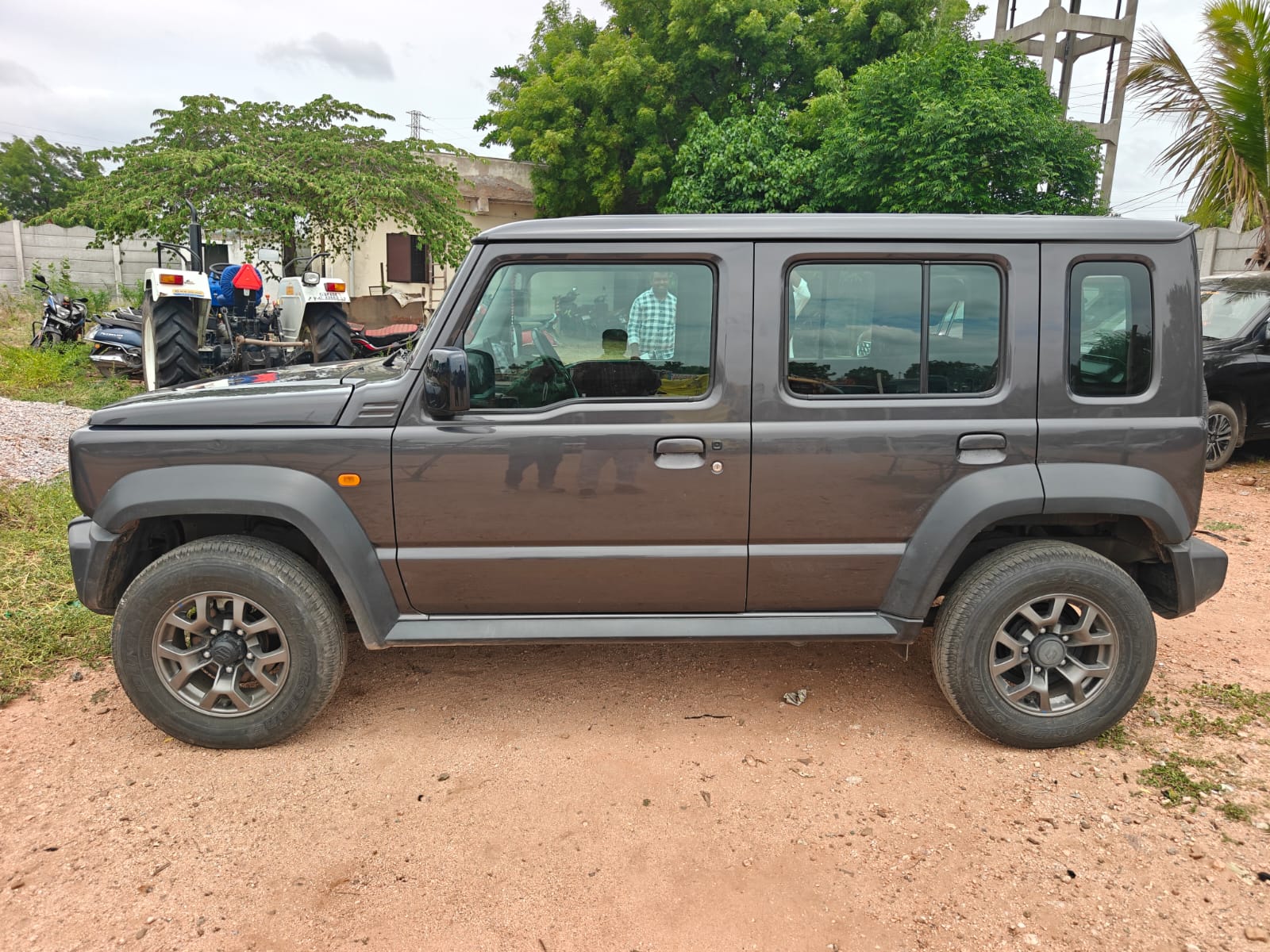 MARUTI JIMNY ALPHA ALLGRIP PRO AT 2023 AP40BU2655 for sale in KALYANADURGAM RAOD KURUGUNTA 515751 Ananthapuramu — photo 3