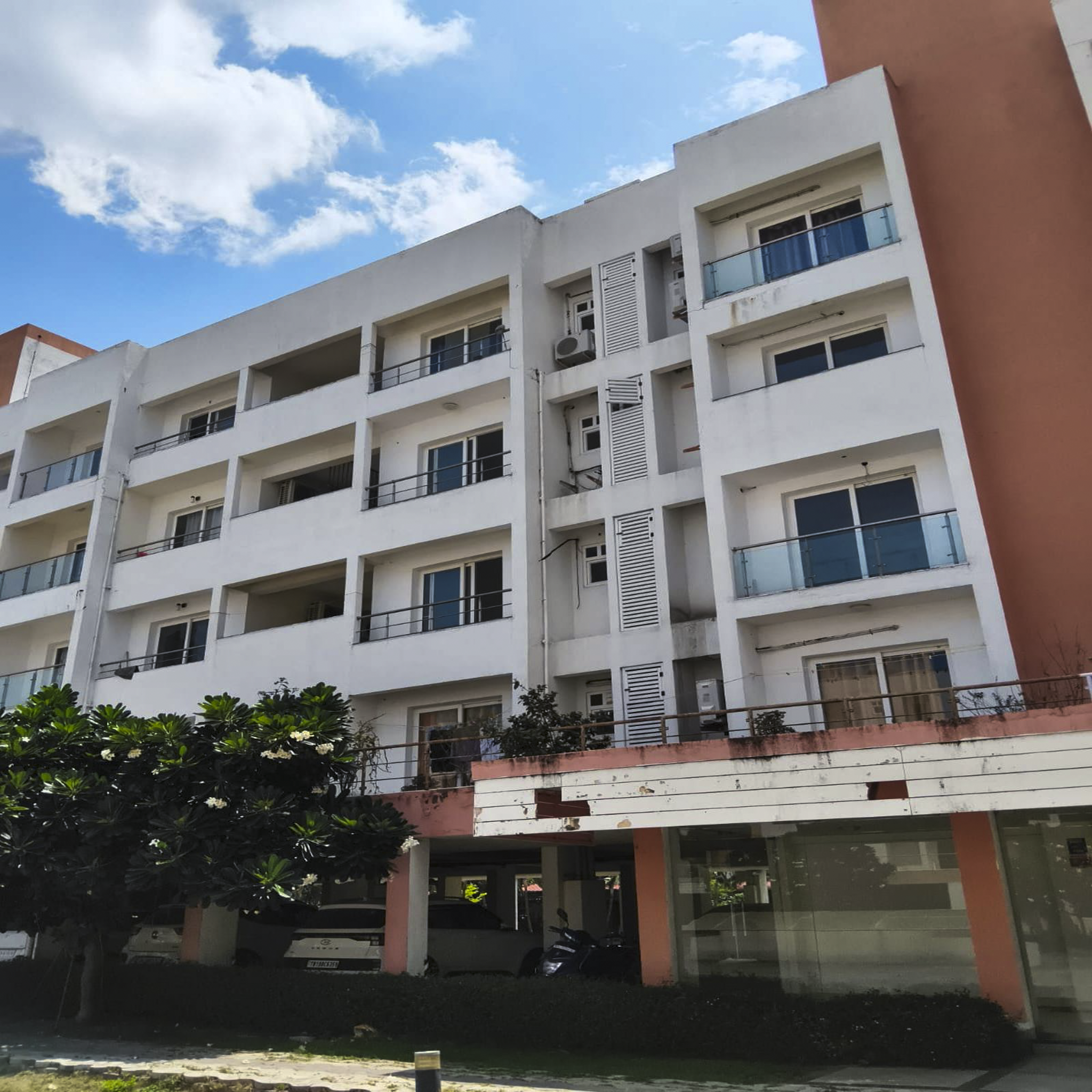 3 BHK Flat for sale in VILLAGE, PHOENIX, TIRUPORUR Alathur