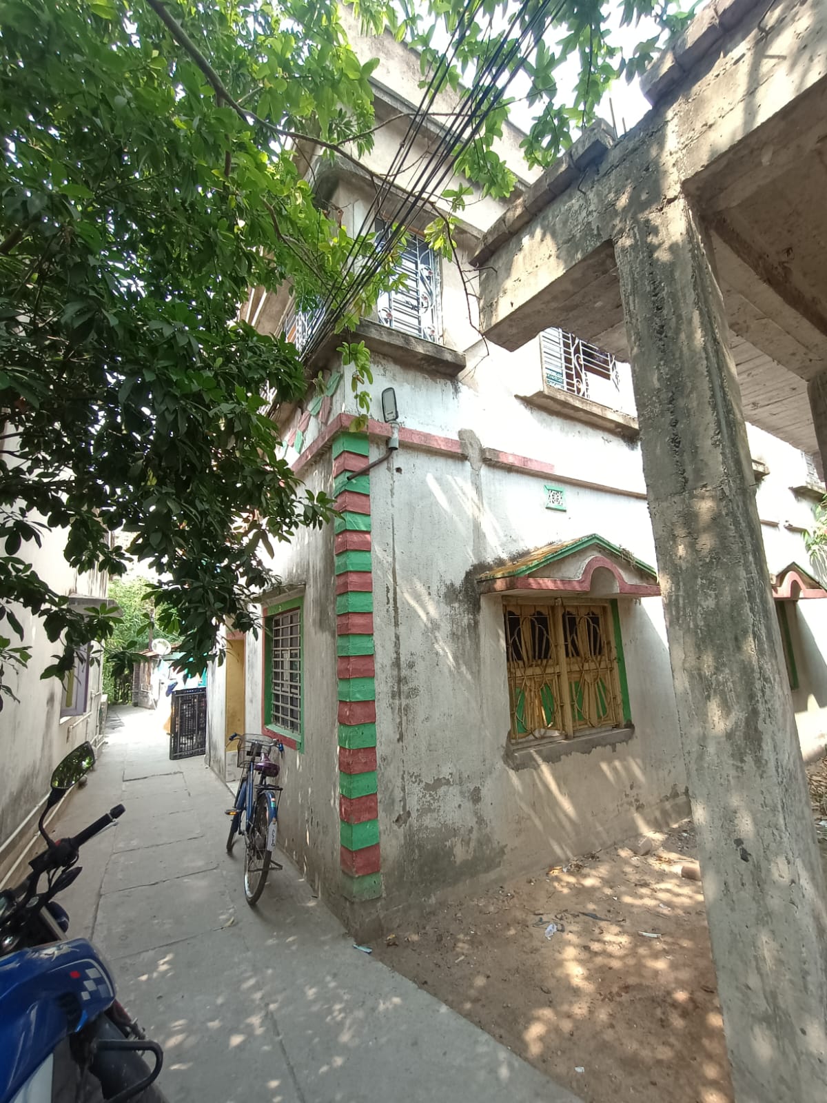 Individual House for sale in Dankuni