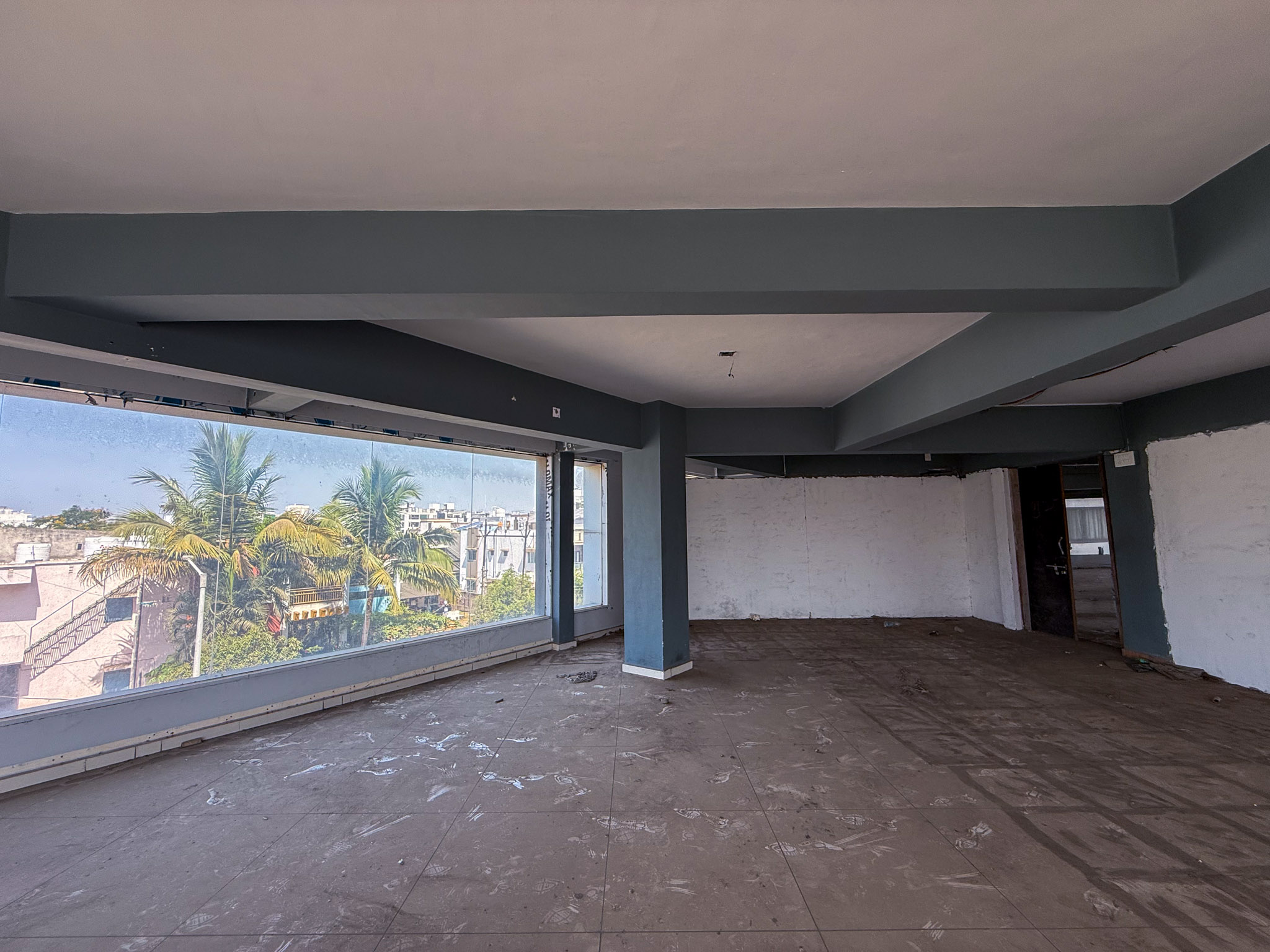 116.13 square meter Shops for sale in Platinum Plaza 2nd floor Shop no.S-5 Opp Lions International Academy Kosmadi Ankleshwar — photo 2