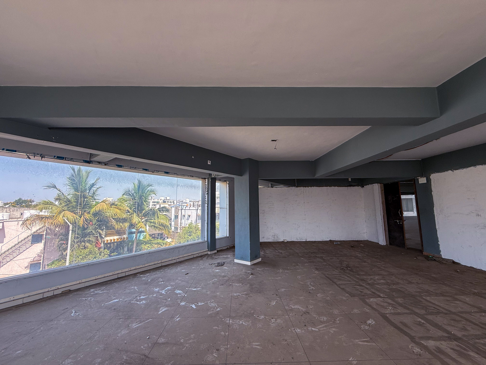 116.13 square meter Shops for sale in Platinum Plaza 2nd floor Shop no.S-5 Opp Lions International Academy Kosmadi Ankleshwar — photo 3