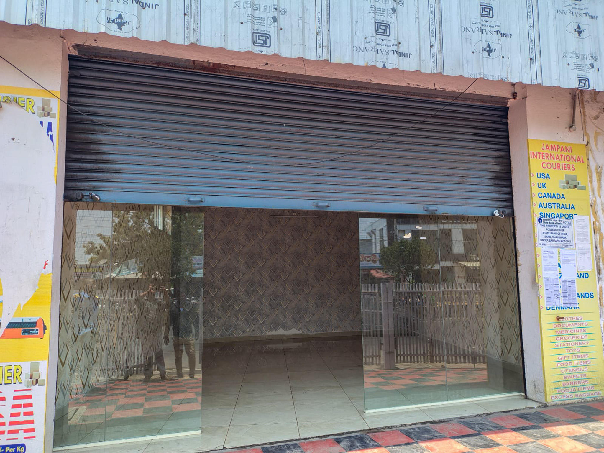 305 square yard Shops for sale in ELURU ROAD, GUNADALA, VIJAYAWADA Vijayawada — photo 2