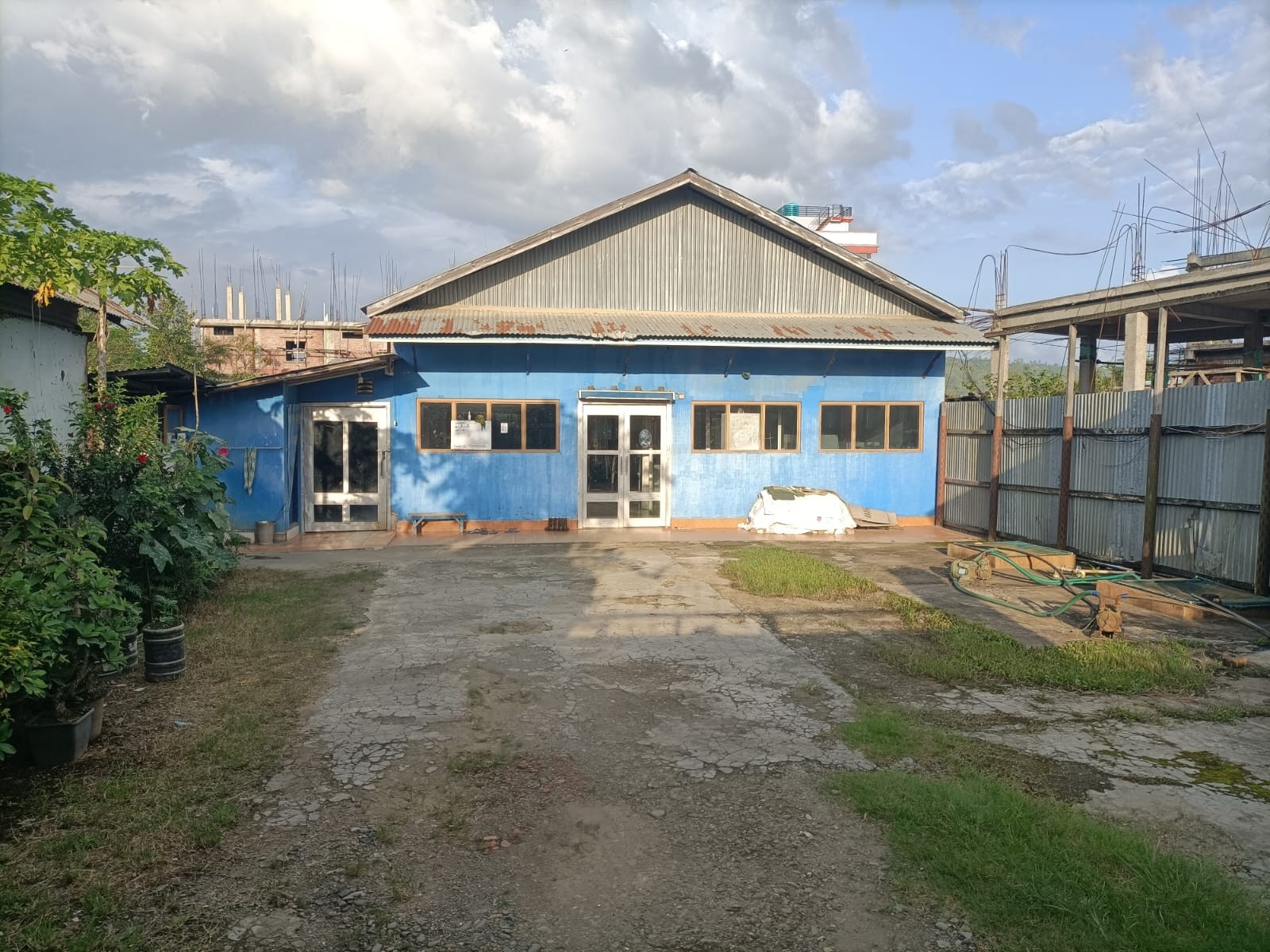Plot for sale in Lilong