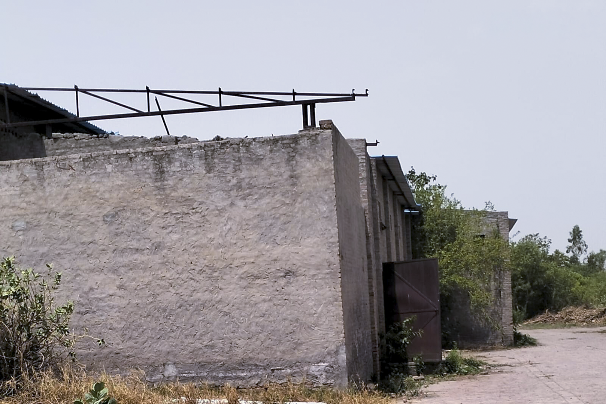 9680 square yard Godowns for sale in Gumaniwala Road Jalalabad — photo 7