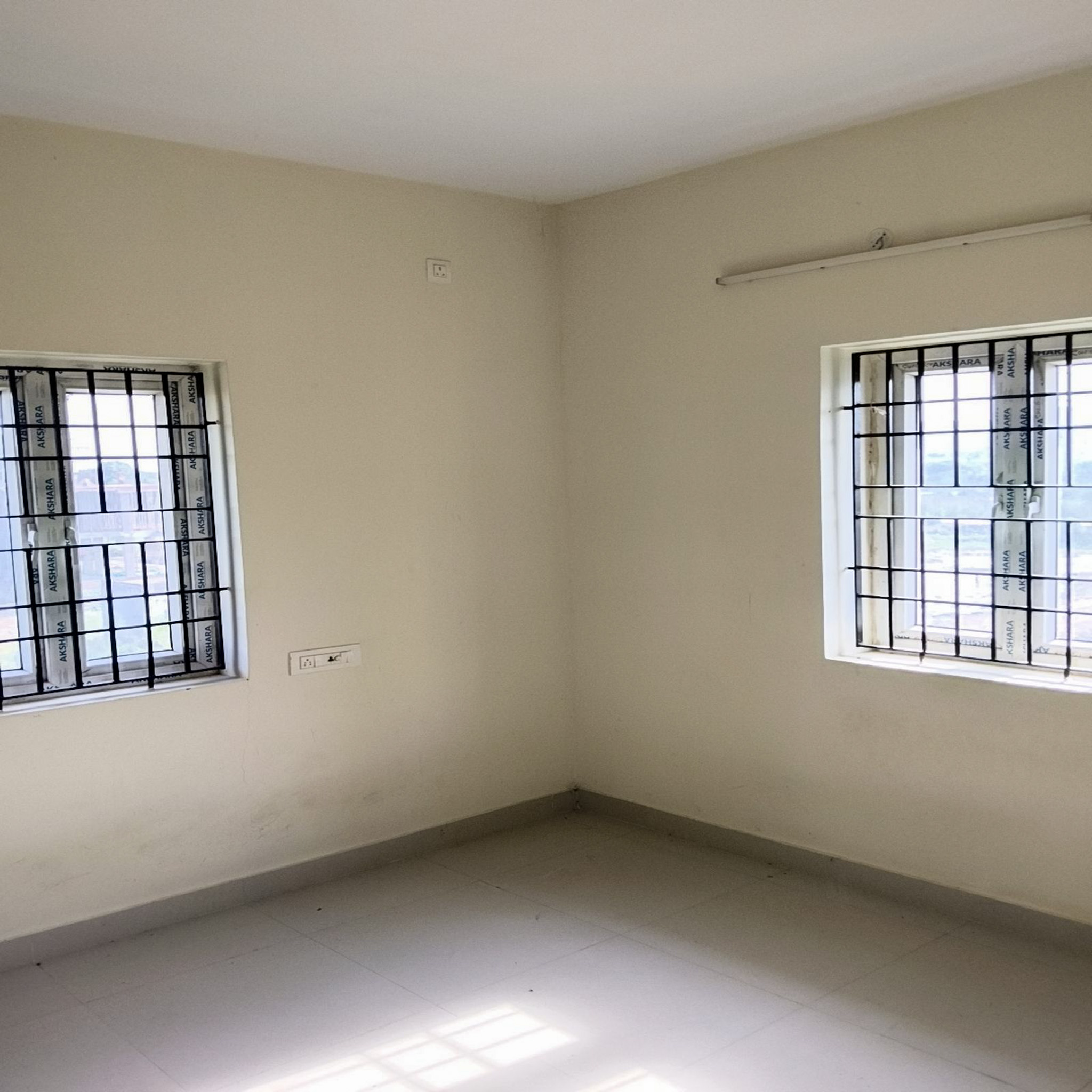 2 BHK Flat for sale in MAJESTIC FLATS, FLAT AT SEMMANCHERI VILLAGE, SHOLINGANALLUR TALUK KANCHEEPURAM Chennai — photo 13