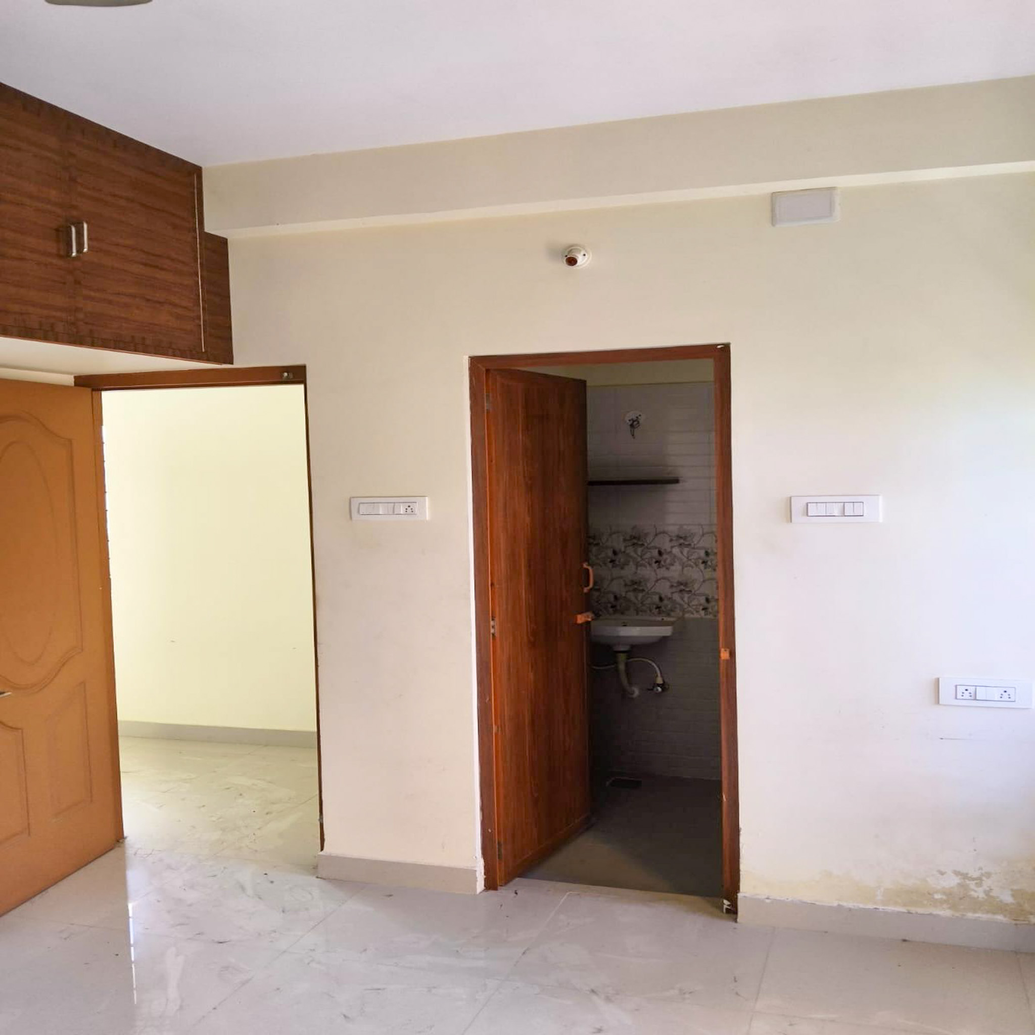 2 BHK Flat for sale in MAJESTIC FLATS, FLAT AT SEMMANCHERI VILLAGE, SHOLINGANALLUR TALUK KANCHEEPURAM Chennai — photo 6