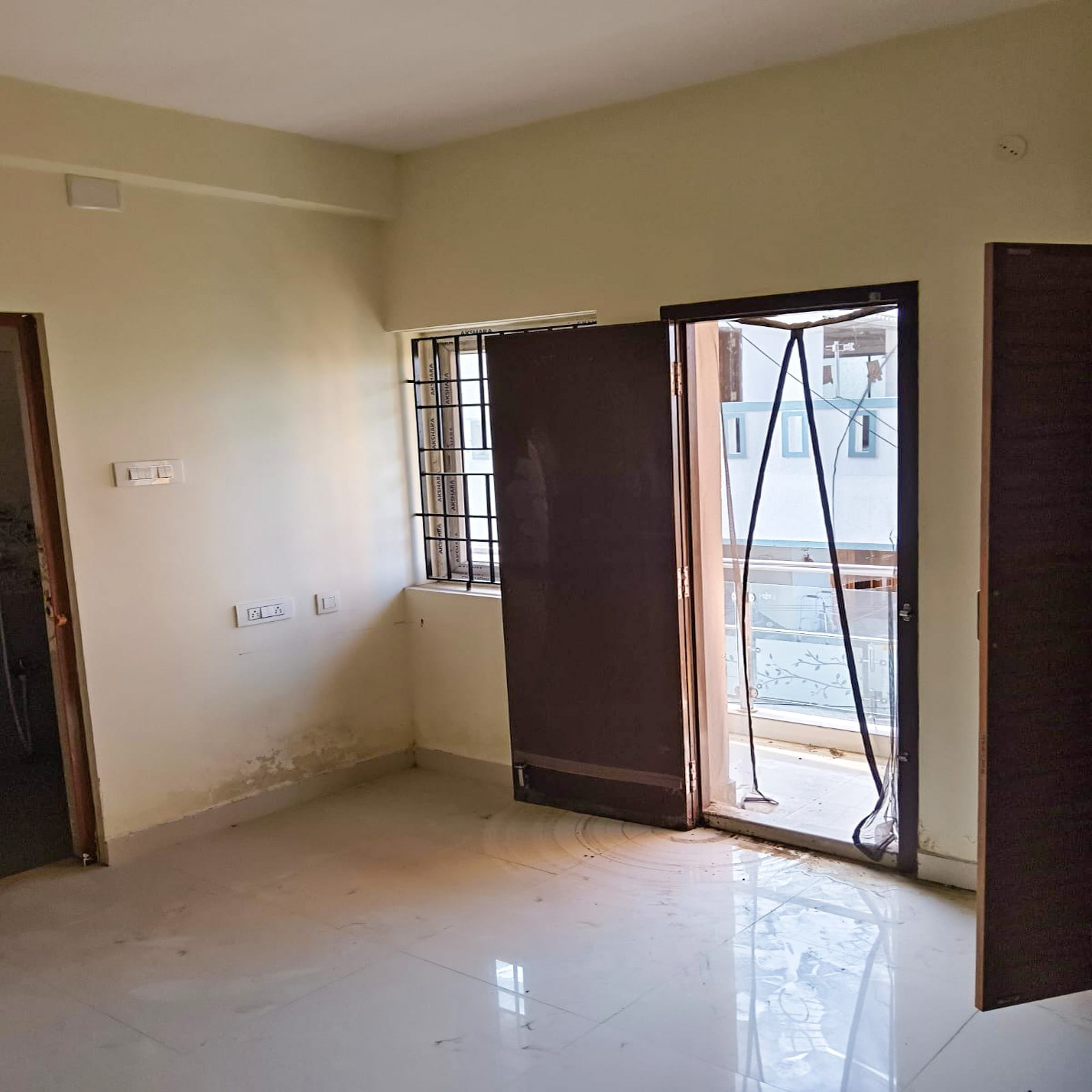 2 BHK Flat for sale in MAJESTIC FLATS, FLAT AT SEMMANCHERI VILLAGE, SHOLINGANALLUR TALUK KANCHEEPURAM Chennai — photo 7