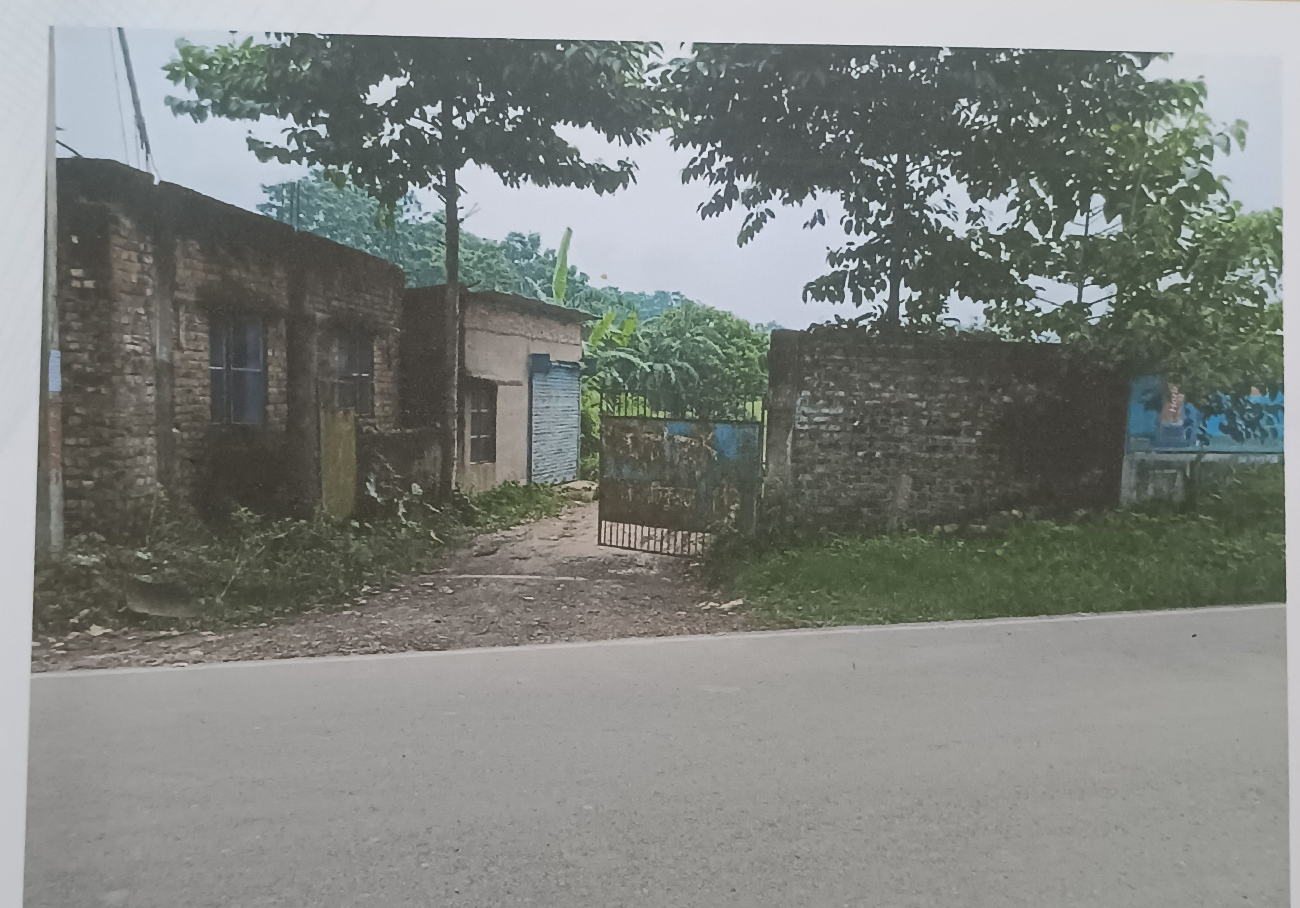 LAND & BUILDING WITH SHED for sale in Gobardanga — photo 1