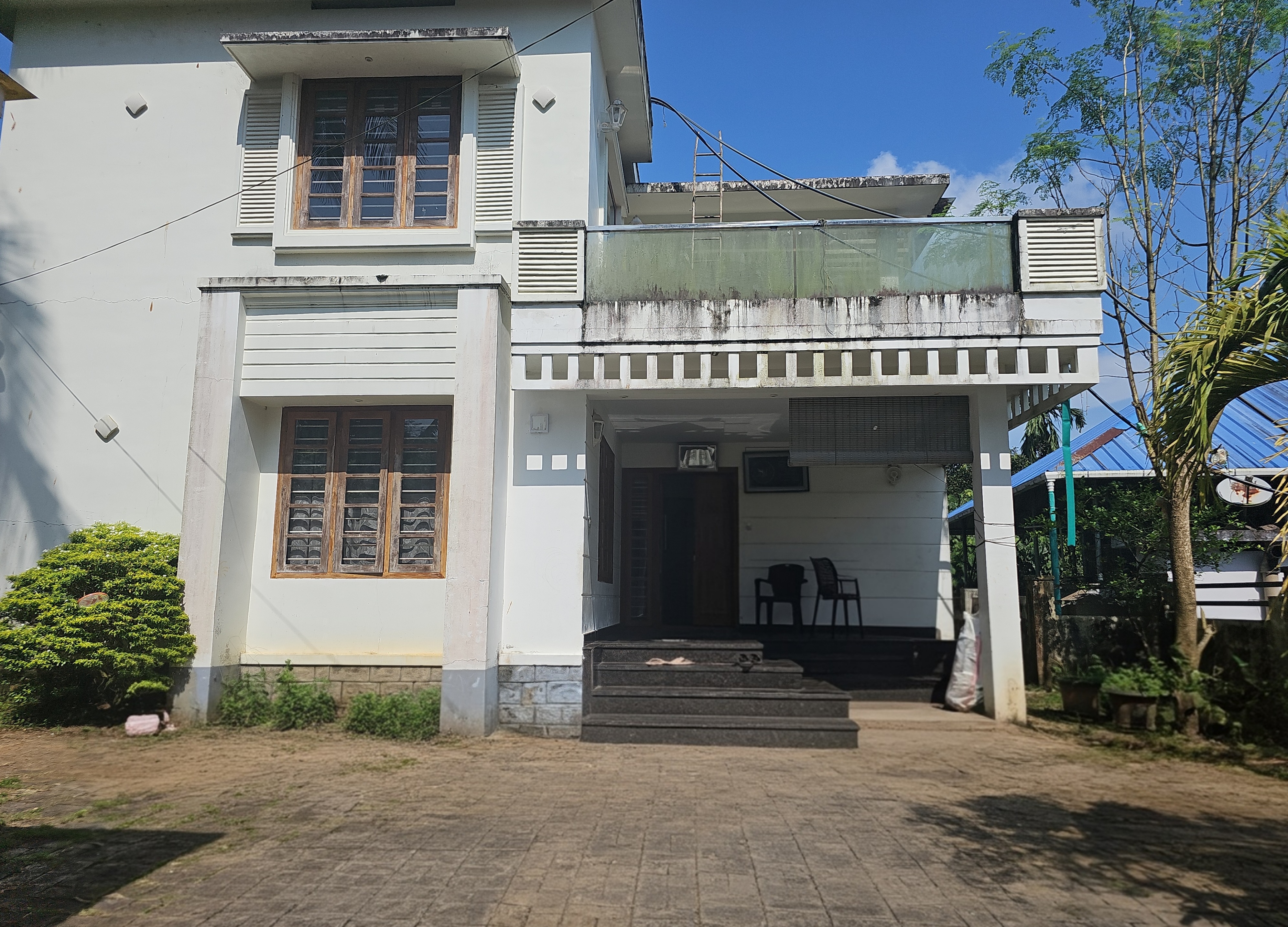 183.3 square meter Individual House for sale in Erattupetta