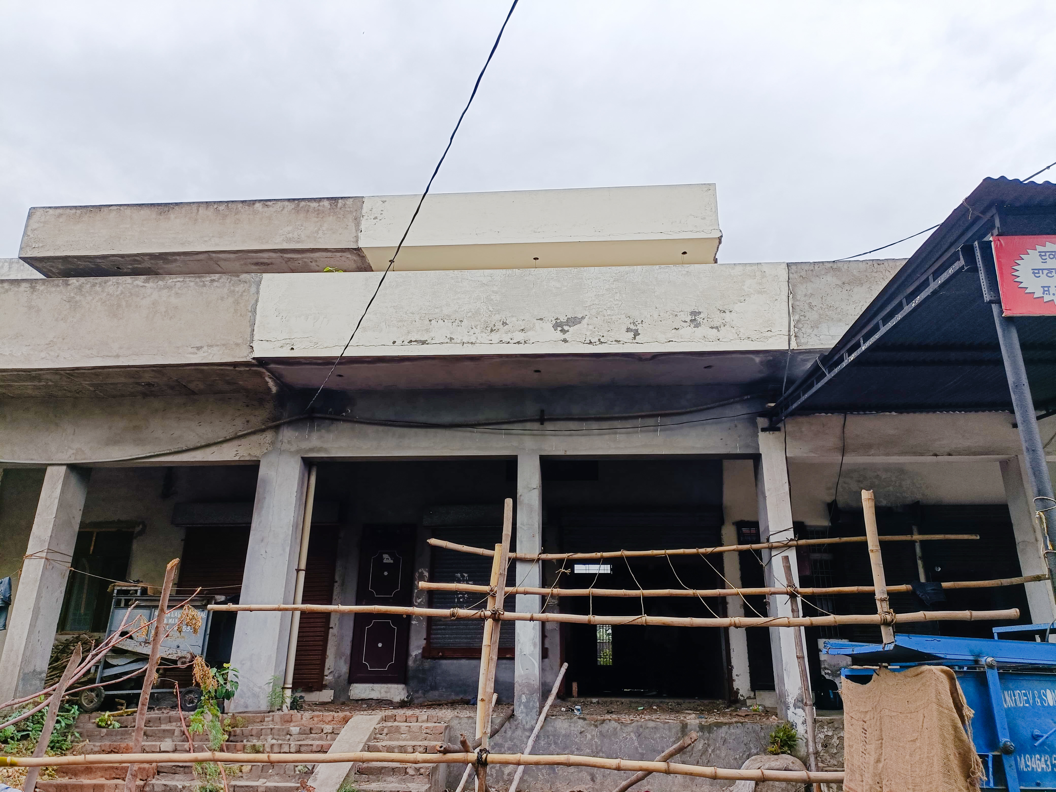 Shops for sale in NEW GRAIN MARKET BANGA SBSB NAGAR Banga — photo 2