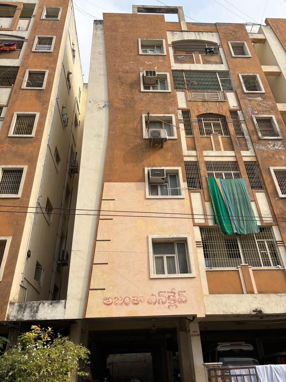 Flat for sale in Narasaraopet