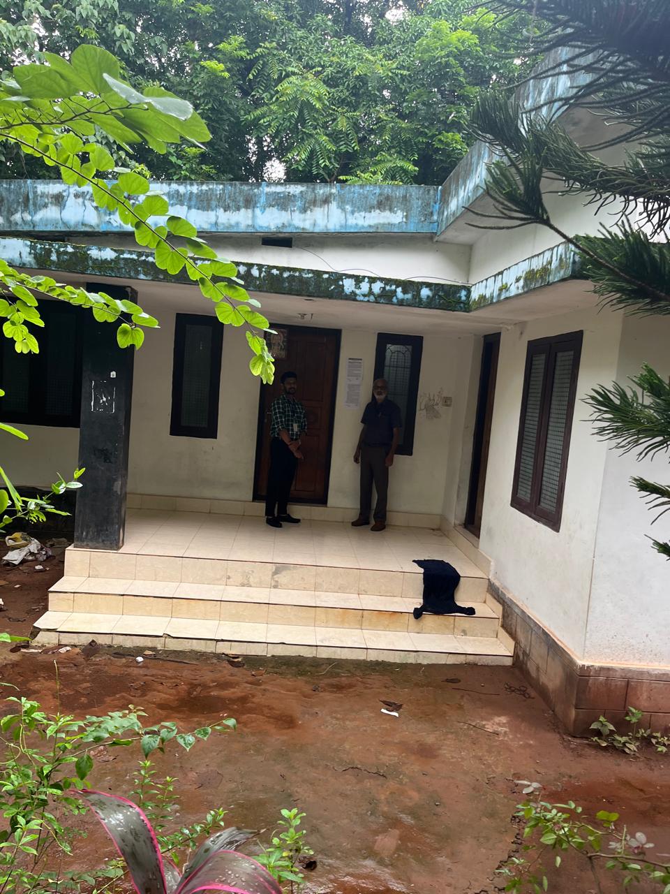 Individual House for sale in Kanhangad