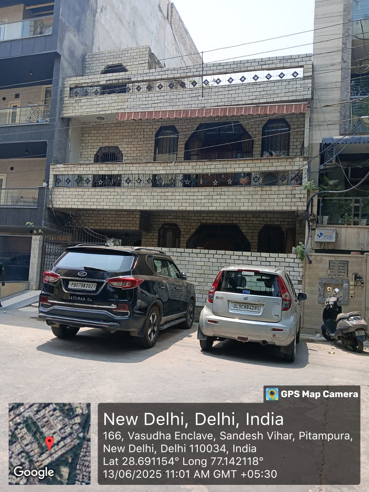 155.94 square meter Individual House for sale in Sandesh Vihar, Pitampura New Delhi