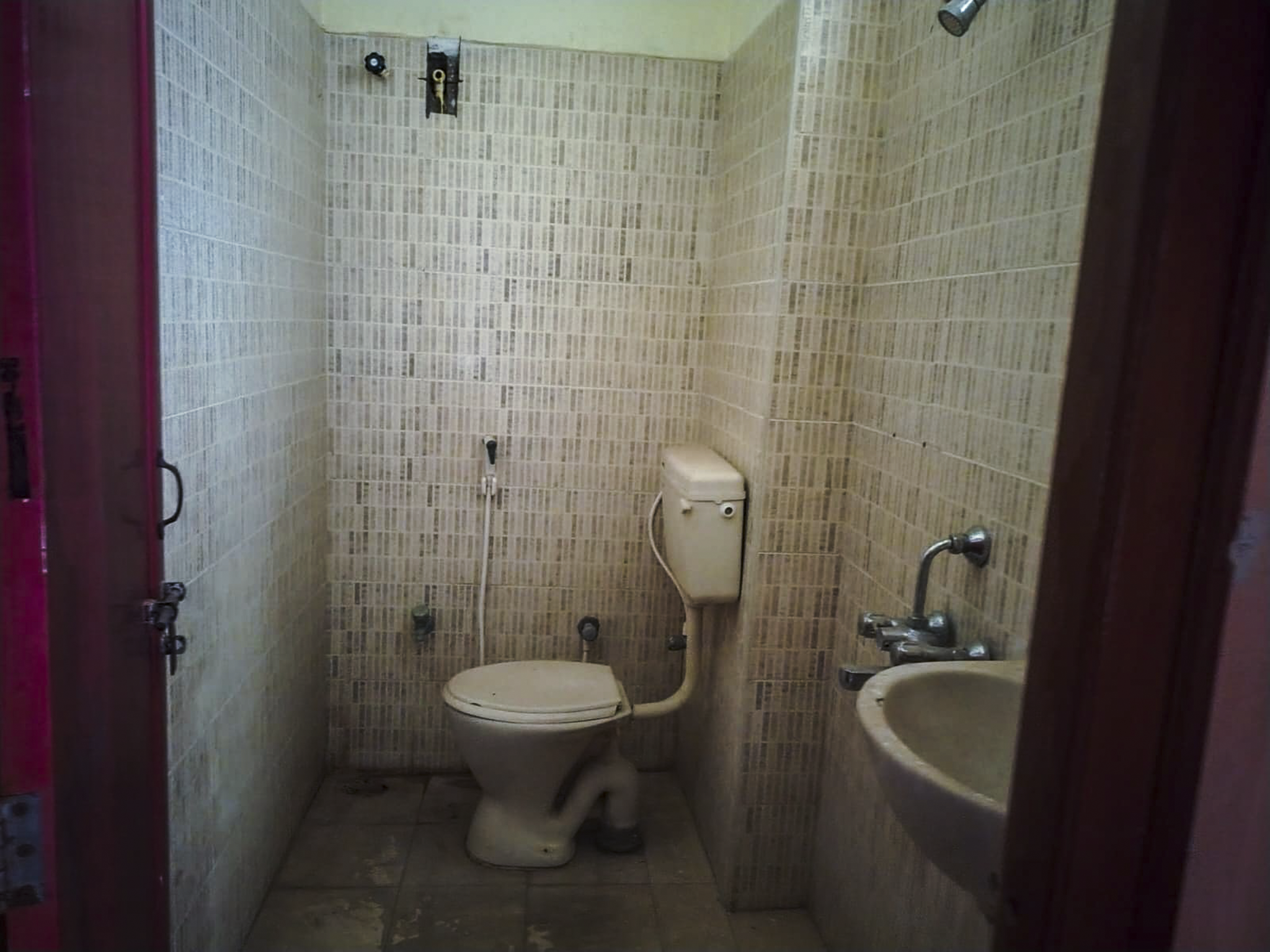 2 BHK Flat for sale in SWETHA RESIDENCY , NUNNA :: Contact - 9014758586, 7989574791, NUNNA :: Contact No - 9014758586, 7989574791 Vijayawada — photo 4